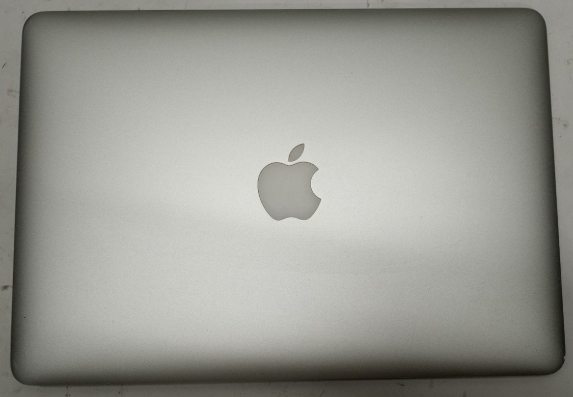 Apple MacBook Air A1466 13.3″ i5-5350u@1.80 8GB/256GB M.2 macOS Big Sur MC735*!