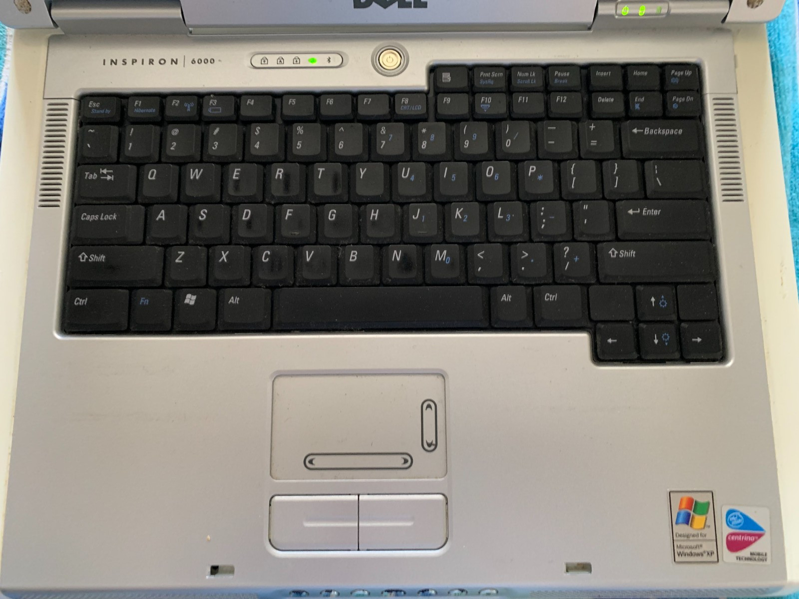 Dell Inspiron 6000 15.4″ Intel Pentium M 725 1.6 GHZ 2GB RAM 120GB SD Window 7