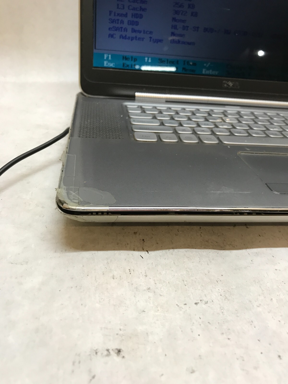 Dell XPS L511Z 15″ Laptop Intel i5-2450M 2.5GHz 4GB RAM BAD LCD For Parts – – DW