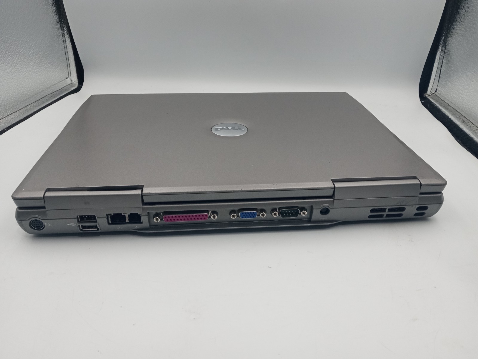 Dell Latitude D800 Pentium M 1.7GHz 1GB RAM 80GB HDD WinXP FX5200 – READ -RR