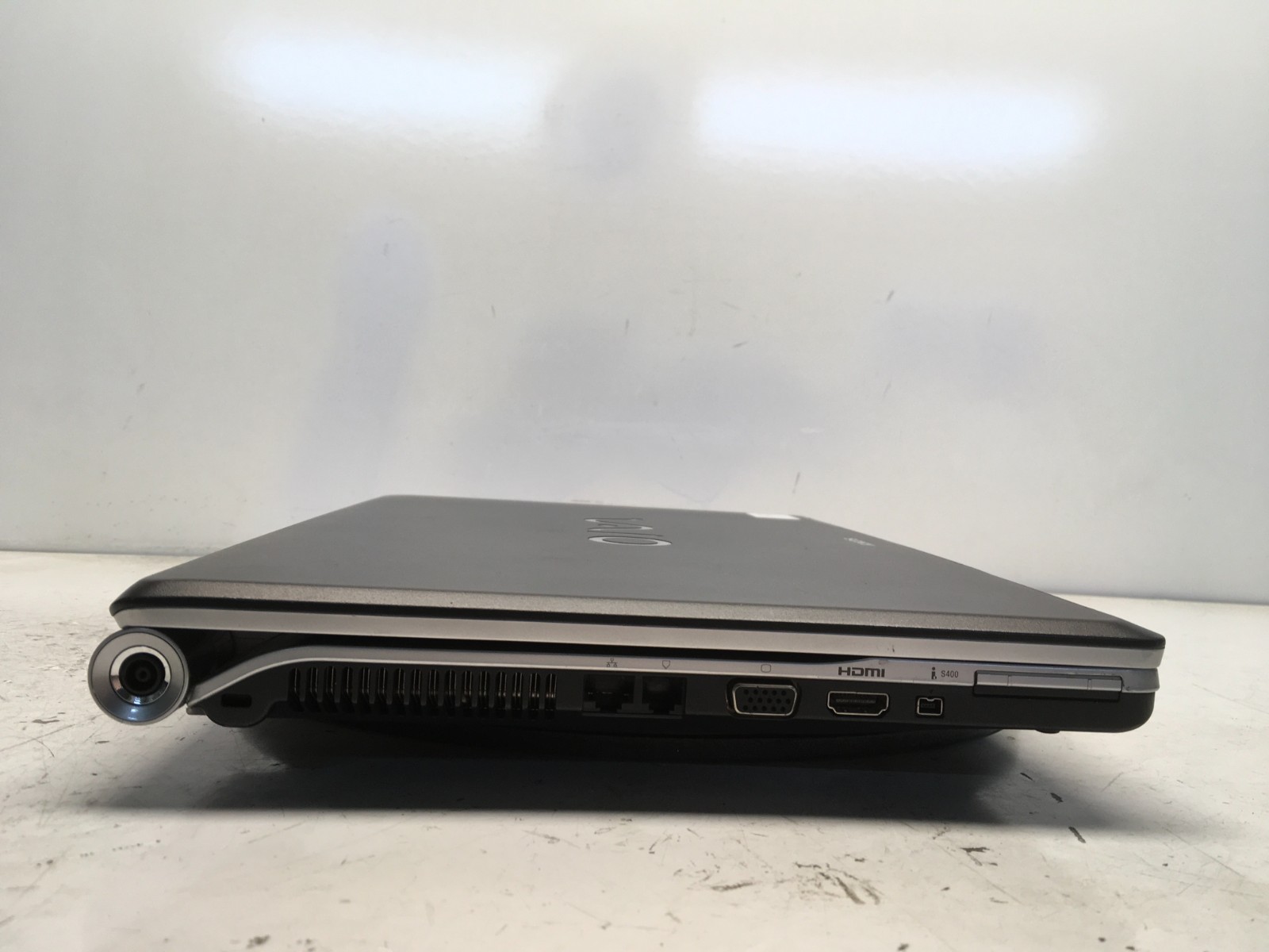 Sony Vaio VGN-FW260J Intel Core 2 Duo P8400 2.26GHz 4 GB NO HDD