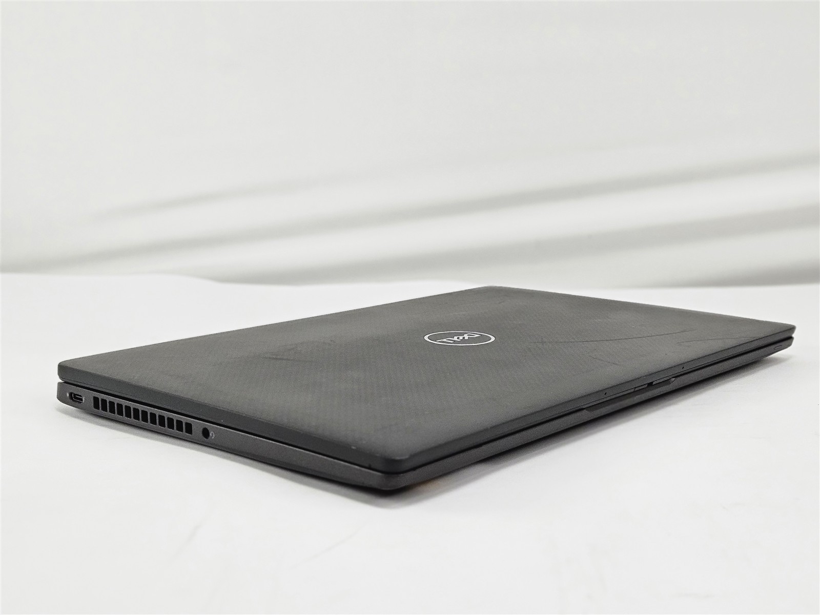 Dell Latitude 7430 Intel Core i5-1250P 16GB 256GB SSD 14″ Business Laptop