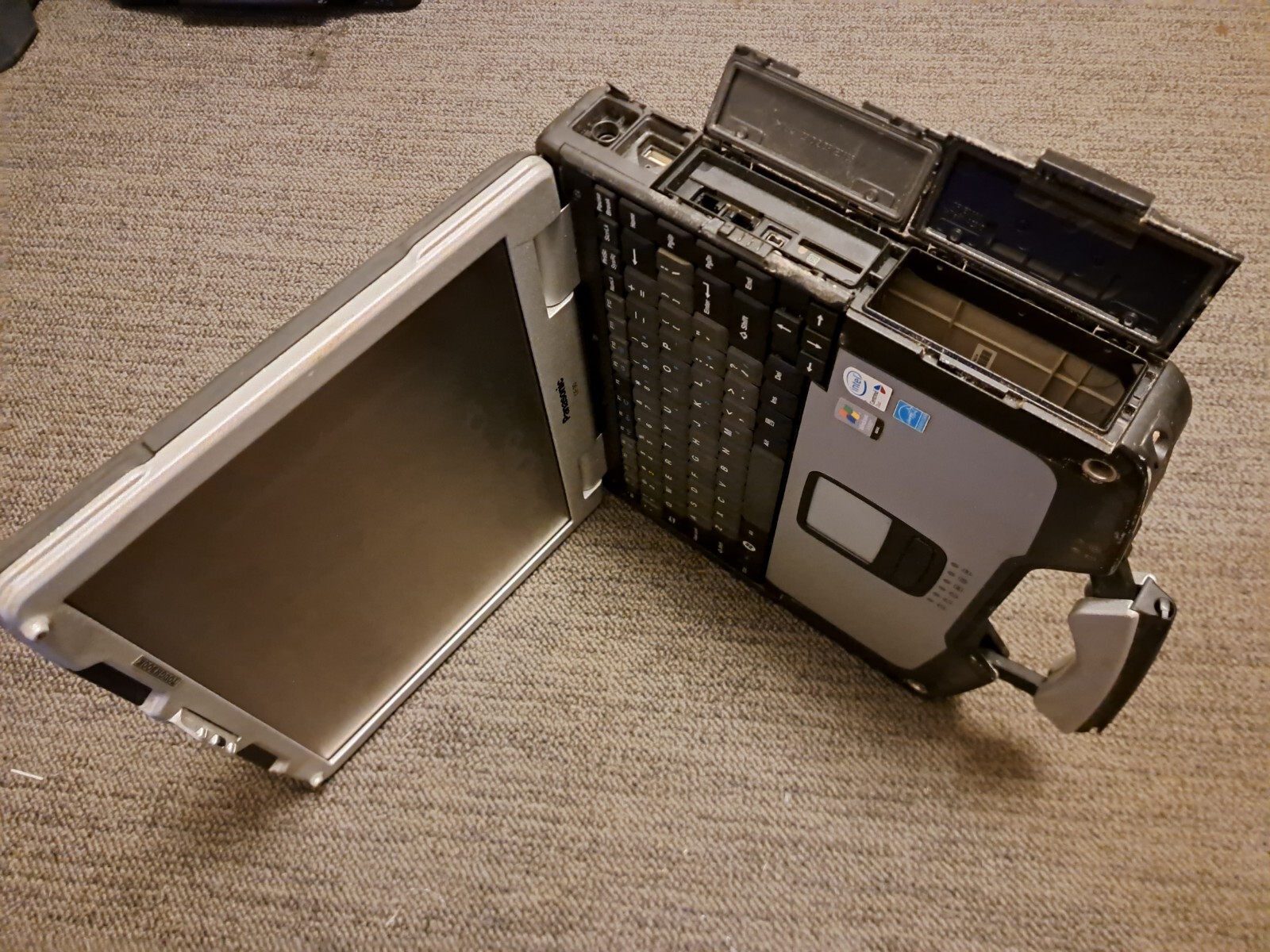 Panasonic ToughBook-CF30 NO HDD Free Ship