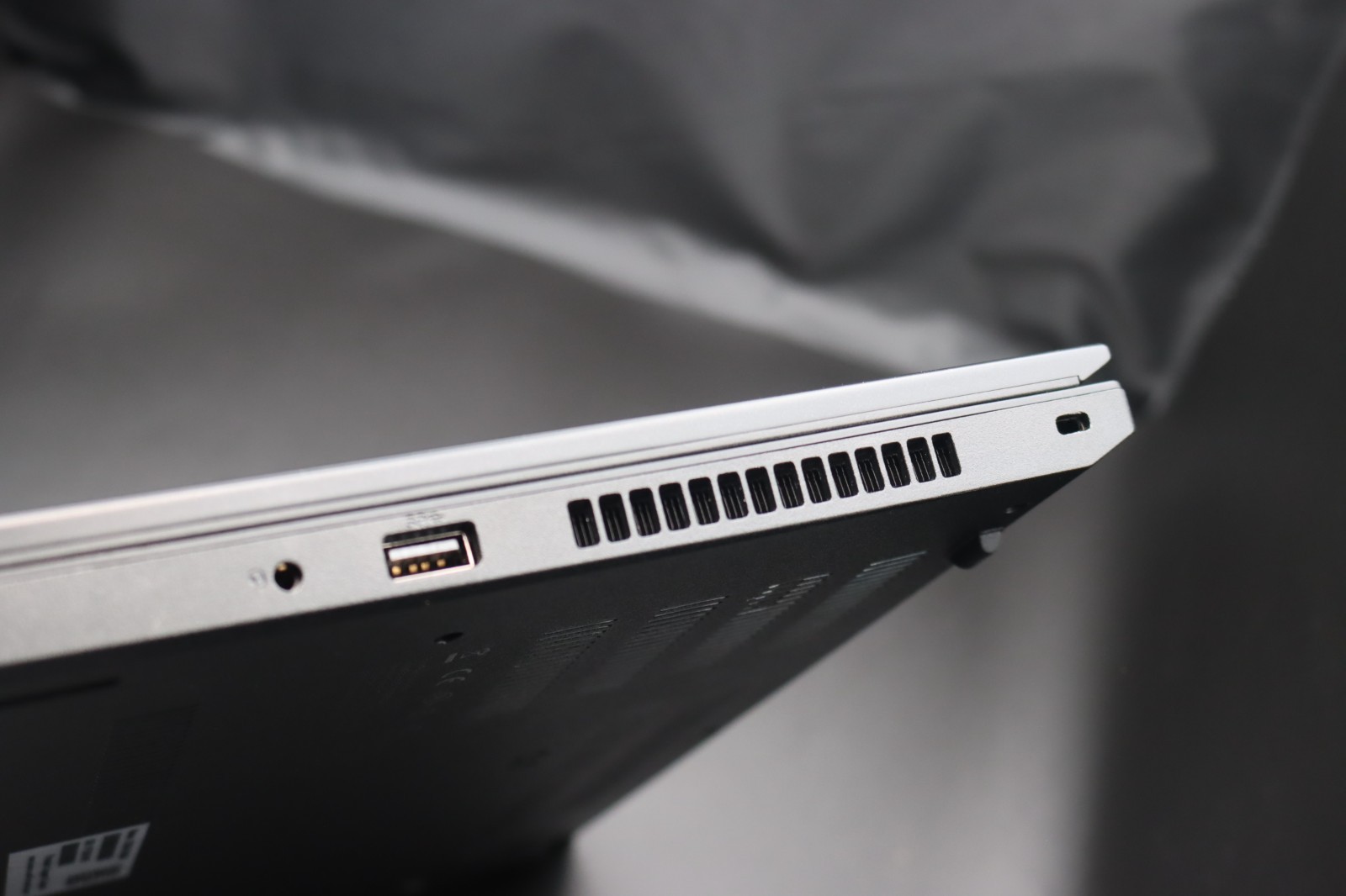 Lenovo ThinkPad L14 GEN 2 AMD RYZEN PRO 5 16GB 256GB Radeon Graphics Win11 Pro