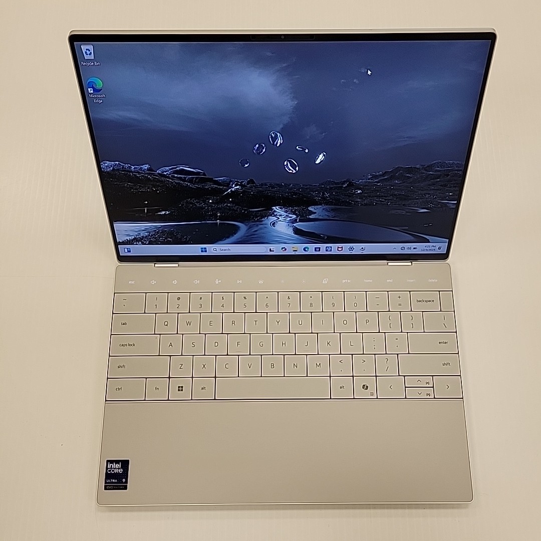 Dell XPS 13 9350 13.4″ Ultra 9 288V 3.3GHz 32GB Ram 1TB SSD Windows 11 Pro
