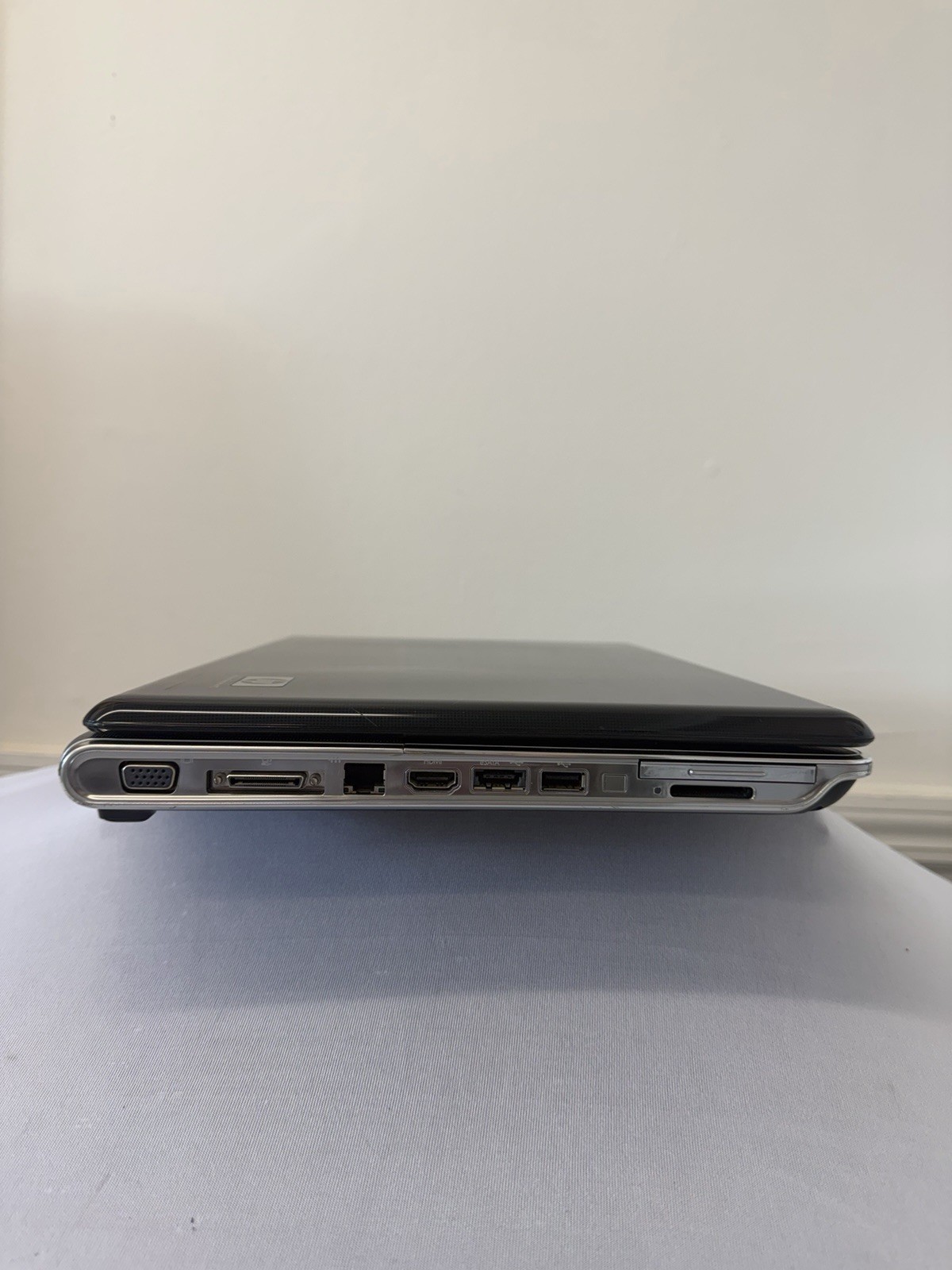 HP Pavillion dv5 Laptop – Good Screen – Intel Duo T5800 – RAM 4GB – Read Des