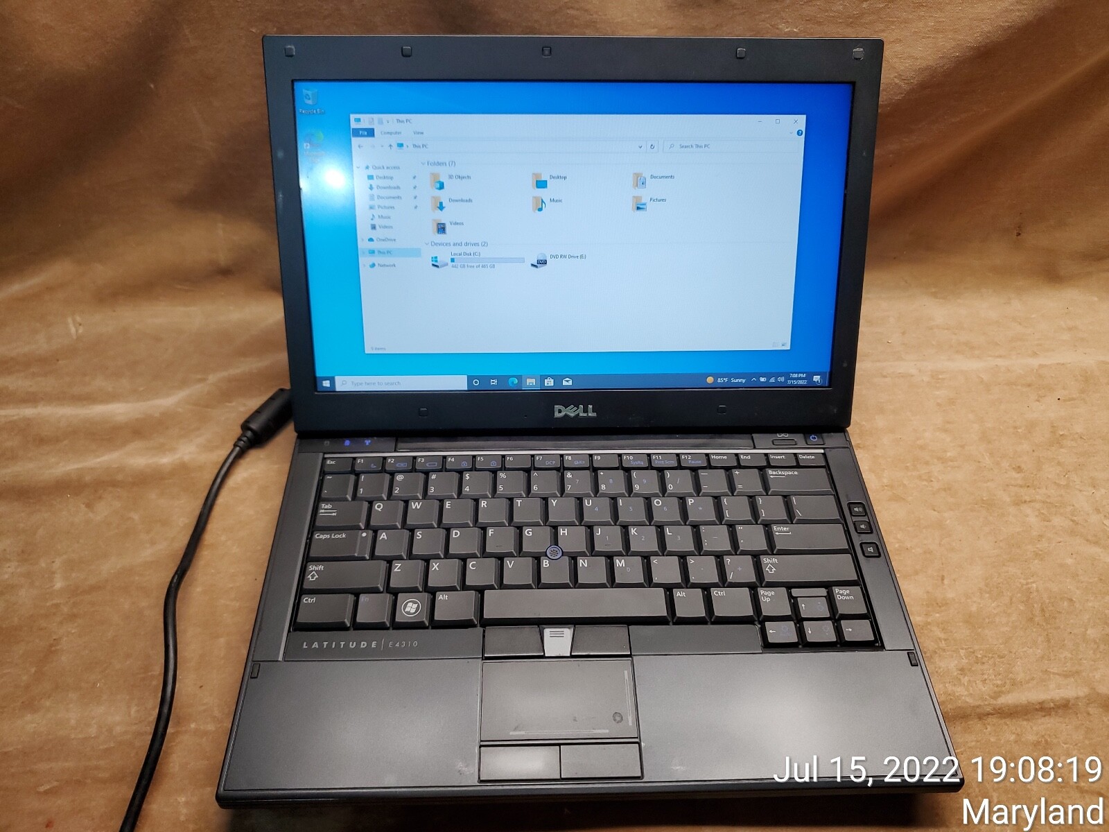 Dell Latitude E4310 Core i5 M560 2.67 GHz 8 GB 500 ,13.3″ W Charger Please read