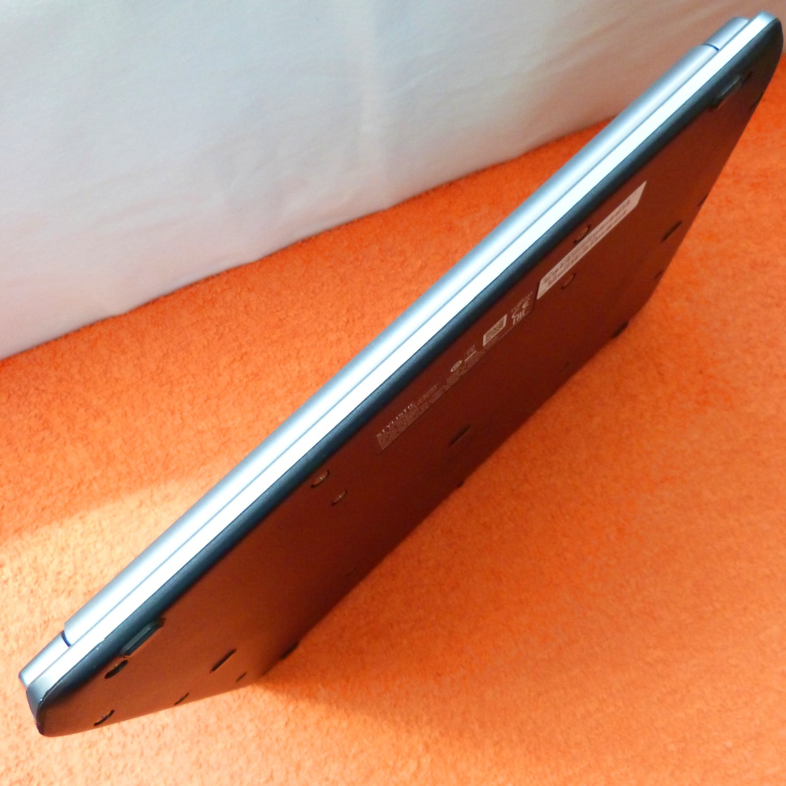 Fujitsu Q616 PRO Convertible Tablet PC 11″ TOUCH l Core M7 Windows 10 SSD
