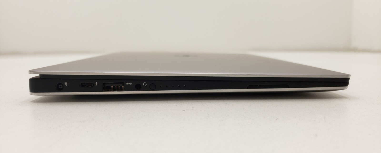 Dell XPS 13 9350 13.3″ Touch Laptop Intel i5-6200U 8GB RAM 128GB SSD Win 11 Home