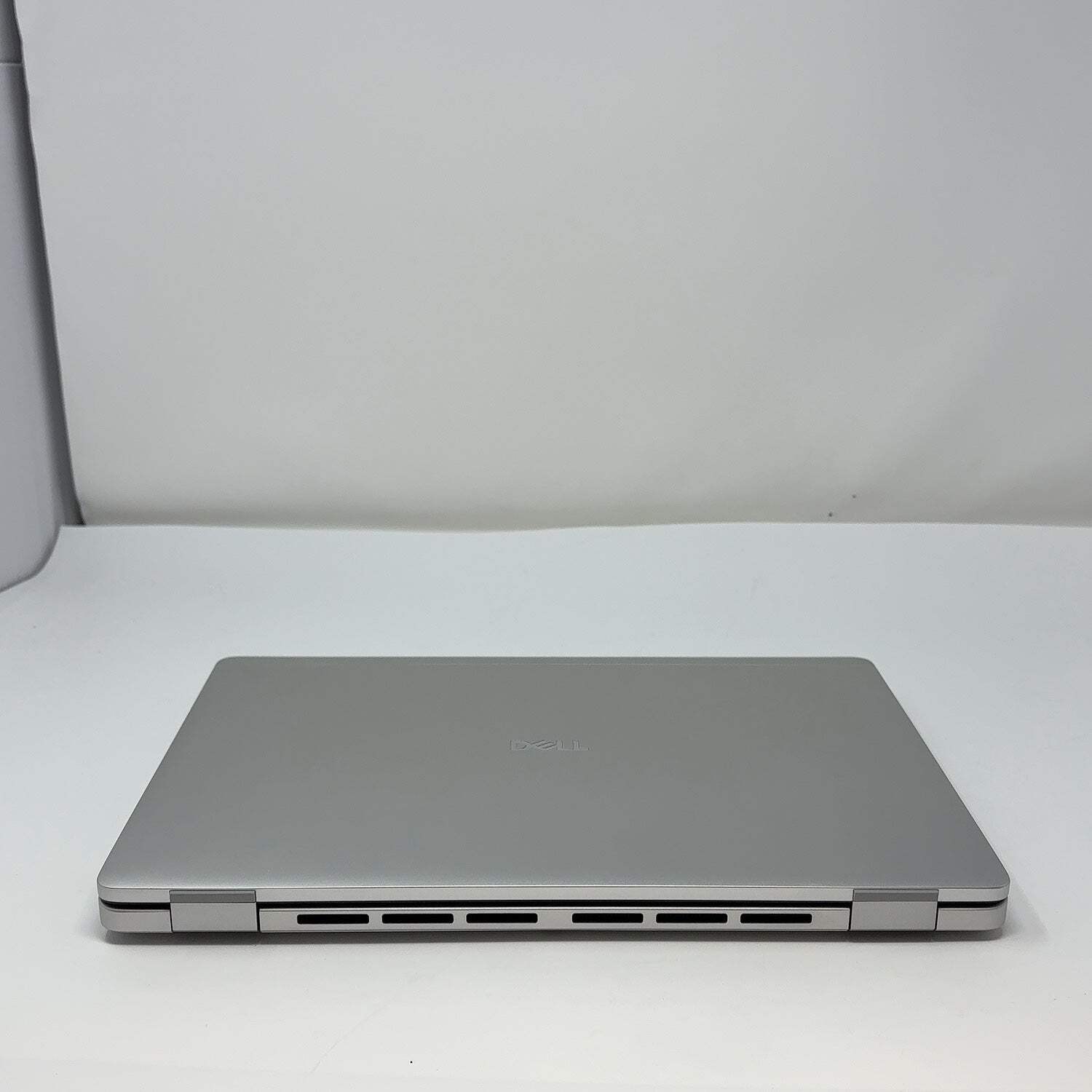 Dell 14 Plus PB14250 14″ Core Ultra 7 265U 2.1GHz 16GB RAM 512GB SSD