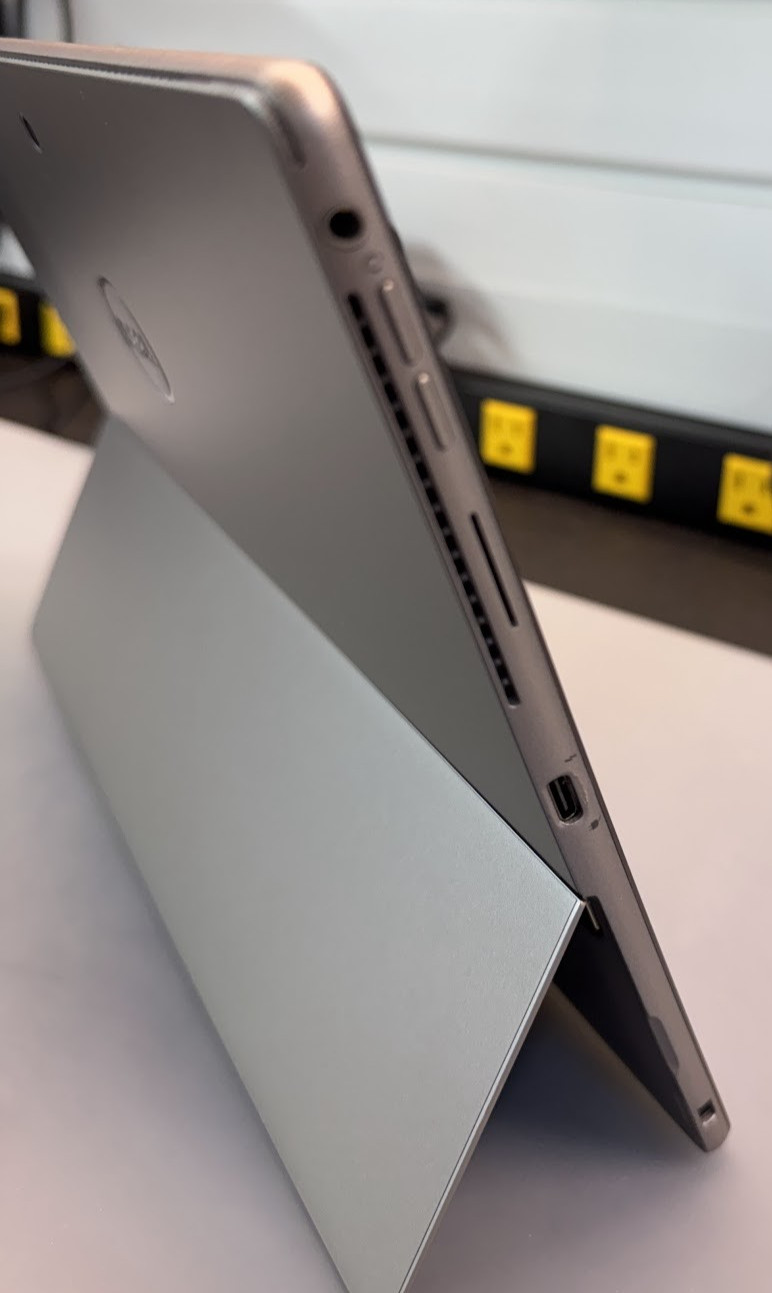 Dell Latitude 7320 Detachable 13” i5-1140G7 512GB SSD 16GB RAM WIN11 C READ