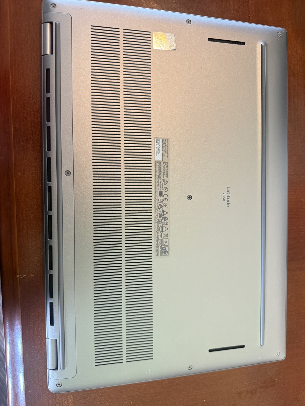 Dell Latitude 7650 16″ Intel Core i7