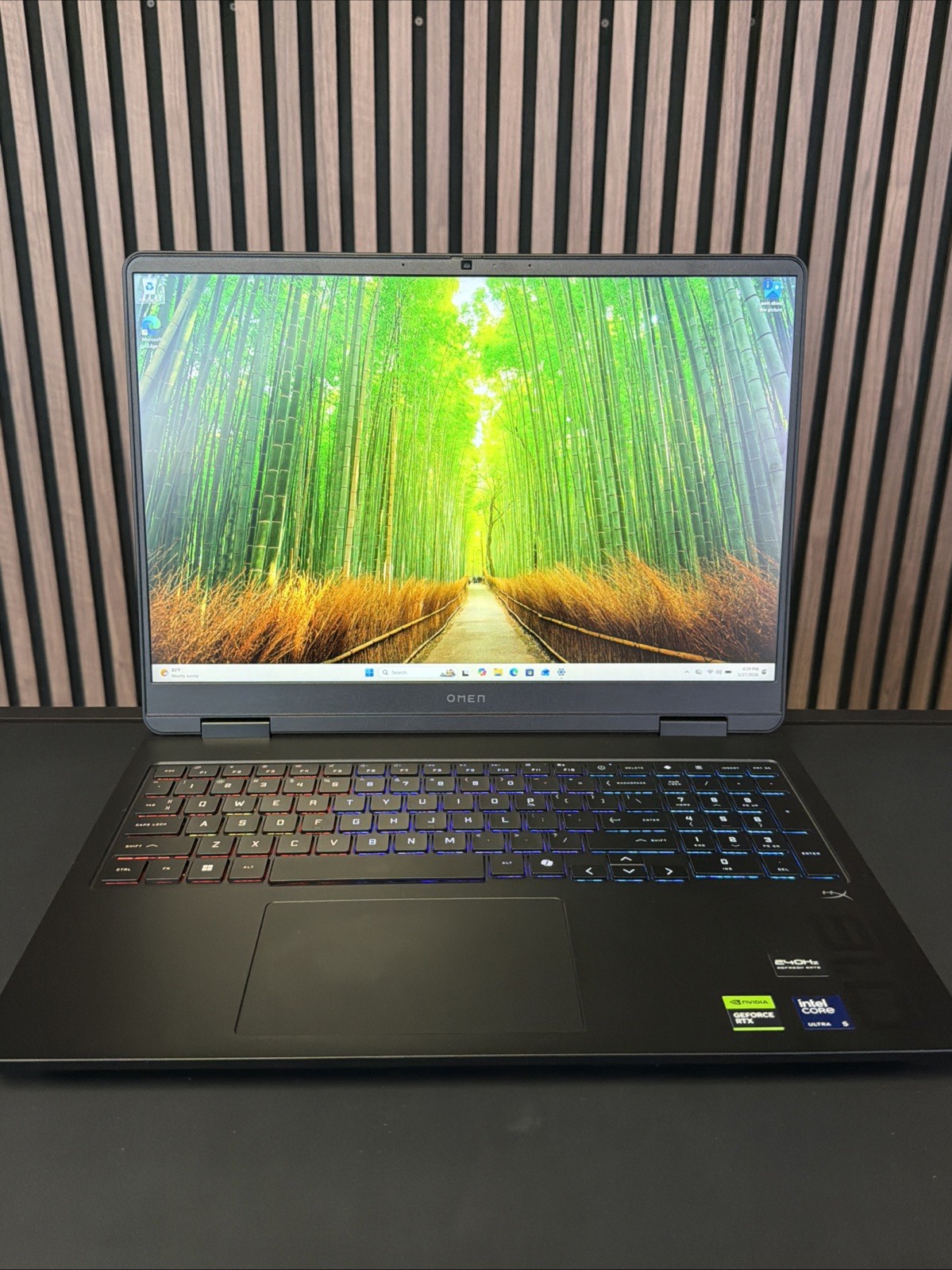 HP Omen 16 16t-am000 Gaming Laptop PC 16″ WUXGA U5 16GB 512GB SSD RTX 5060 W11