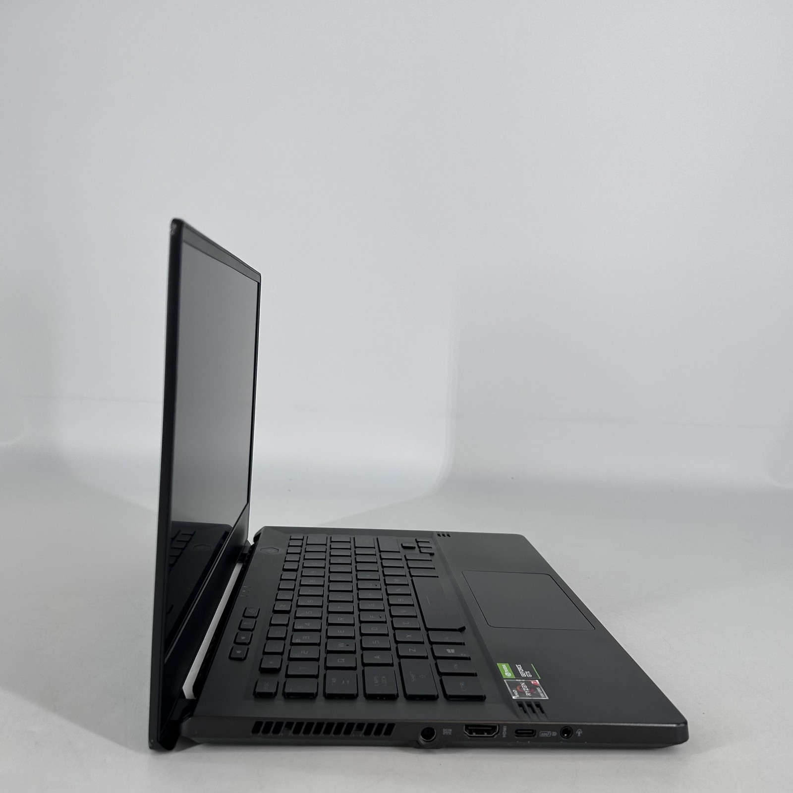 Asus ROG Zephyrus G14 GA401 14 FHD 3.2 GHz Ryzen 7 5800HS 16GB 512GB GTX 1650