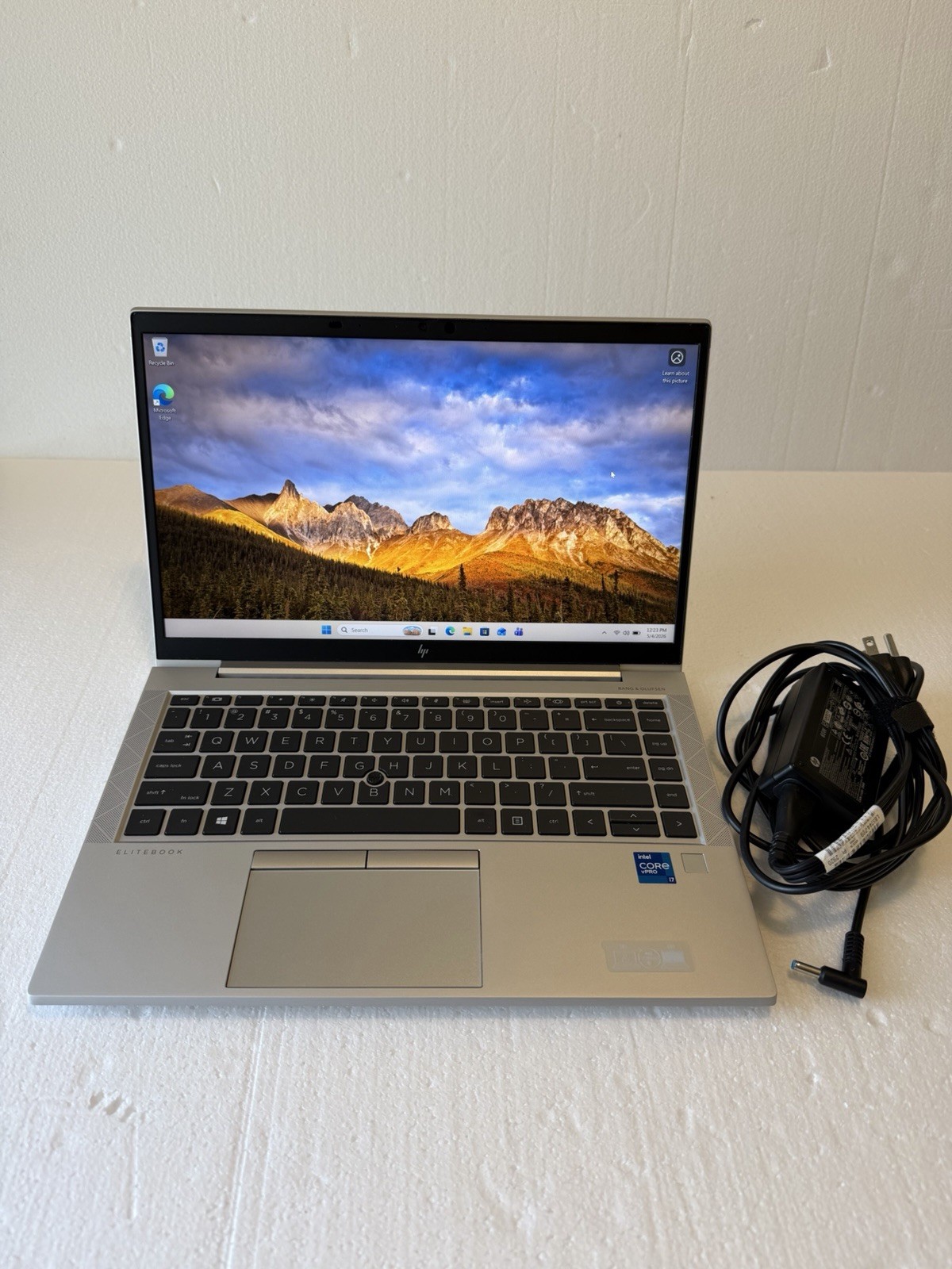 HP EliteBook 840 G8 Intel Core i7-1165G7 14″ 2.80 GHz 16GB 256GB Windows 11 Pro