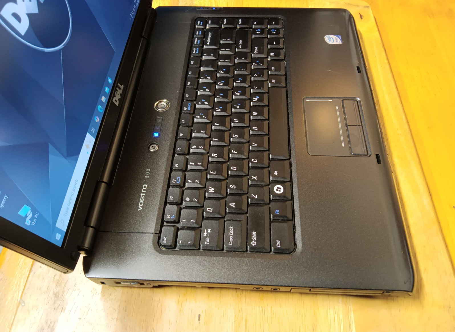 Dell Vostro 1500/Core2Duo T7300 2.00ghz/4gb/250gb/Windows 10 Pro/Web/BT/15.4″