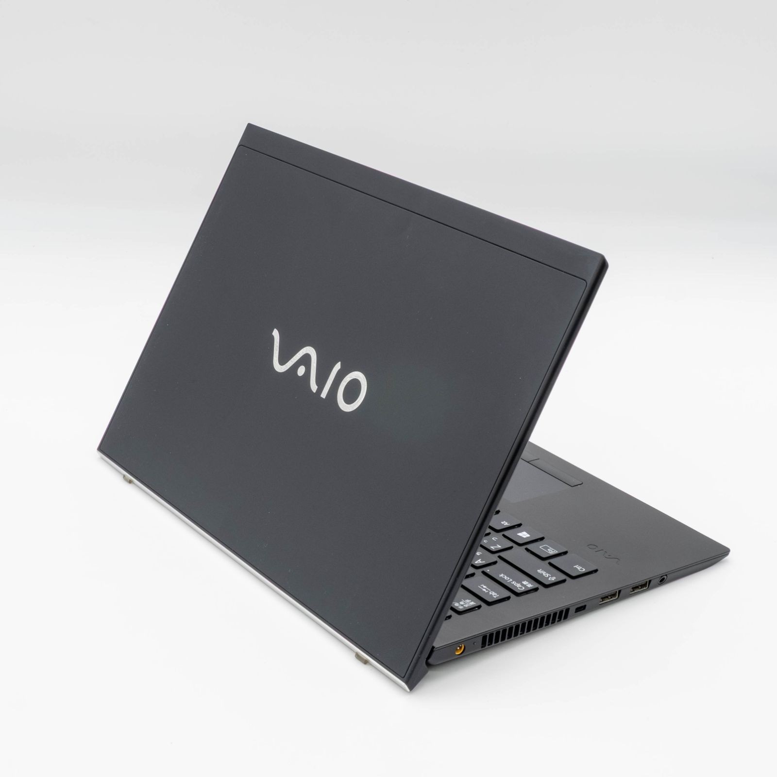 Sony Vaio VJPJ11C12N Core i5-8265U 8GB RAM 256GB SSD 12.5in