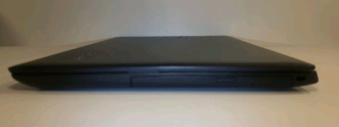Lenovo Ideapad 130-15AST AMD A6 9225 2.6ghz Radeon R4 500 GB Hard Drive 4 GB Ram