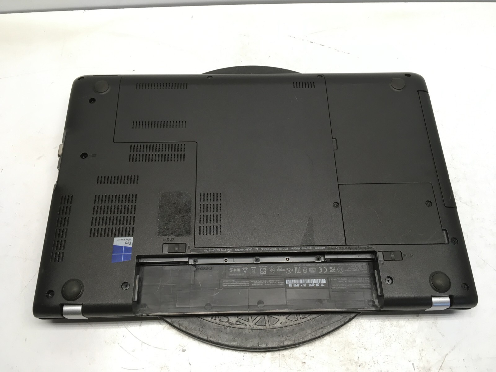 Lenovo ThinkPad E550 Intel i3-4005U 1.7GHz 4 GB NO HDD