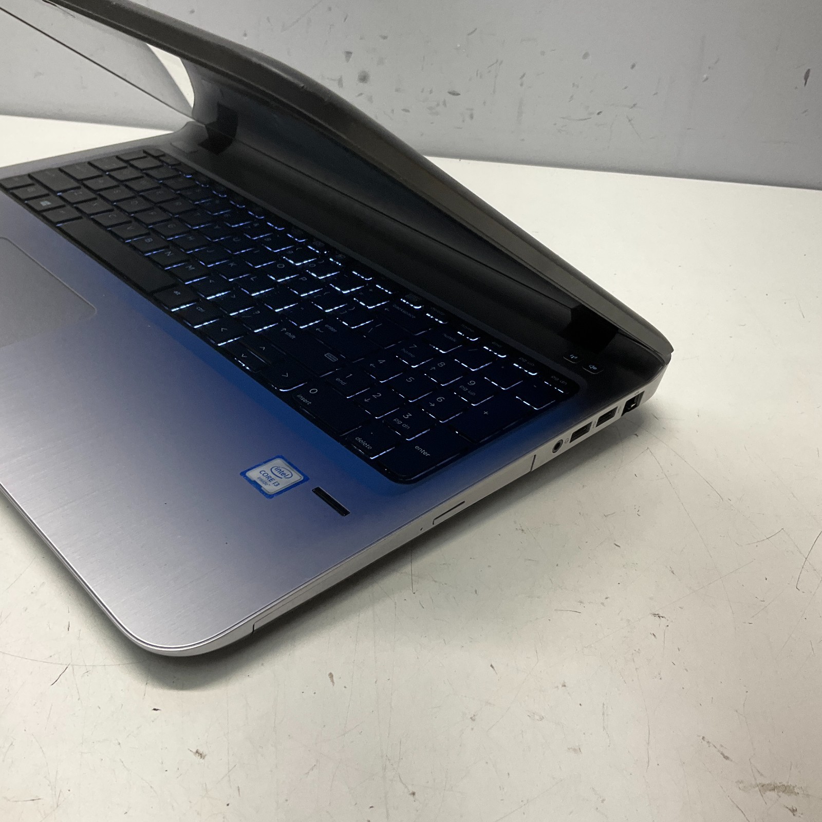 HP ProBook 450 G3 15.6″ i3-6100U @ 2.30 GHz 8GB 240GB SSD Windows 10 Pro Laptop