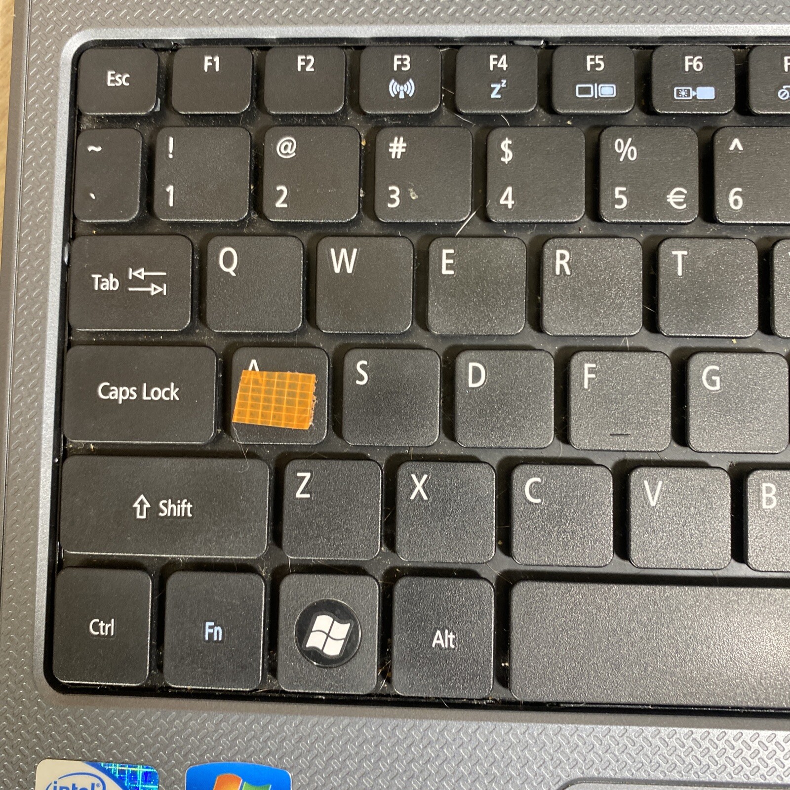 Acer 5733Z-4477 Pentium P6200@2.13GHz | 4GB | 500GB HDD | W10H | BAD BATT | READ