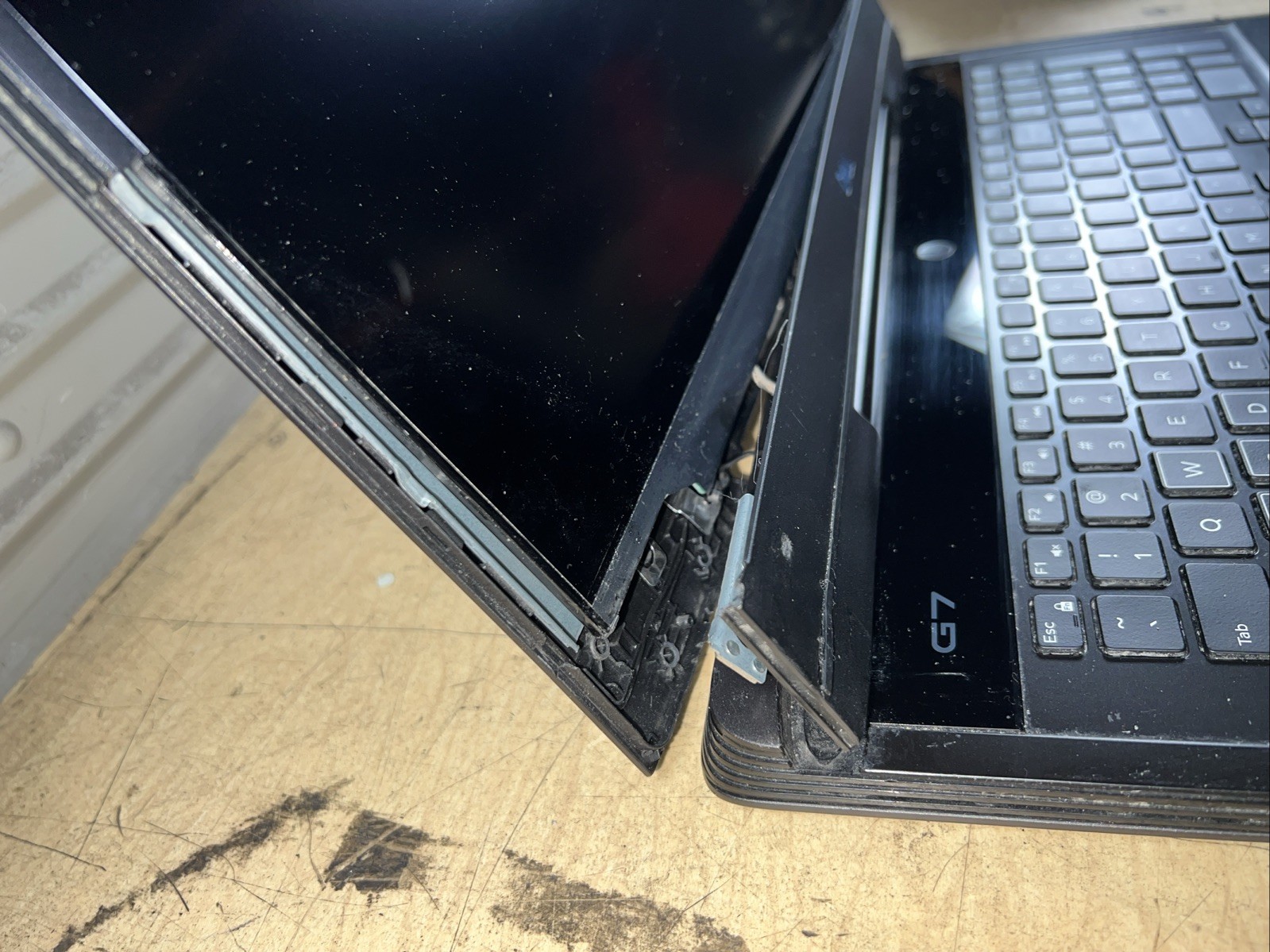 DELL G7 I7 INTEL CORE I7-9750H 2.60GHZ 16GB RAM