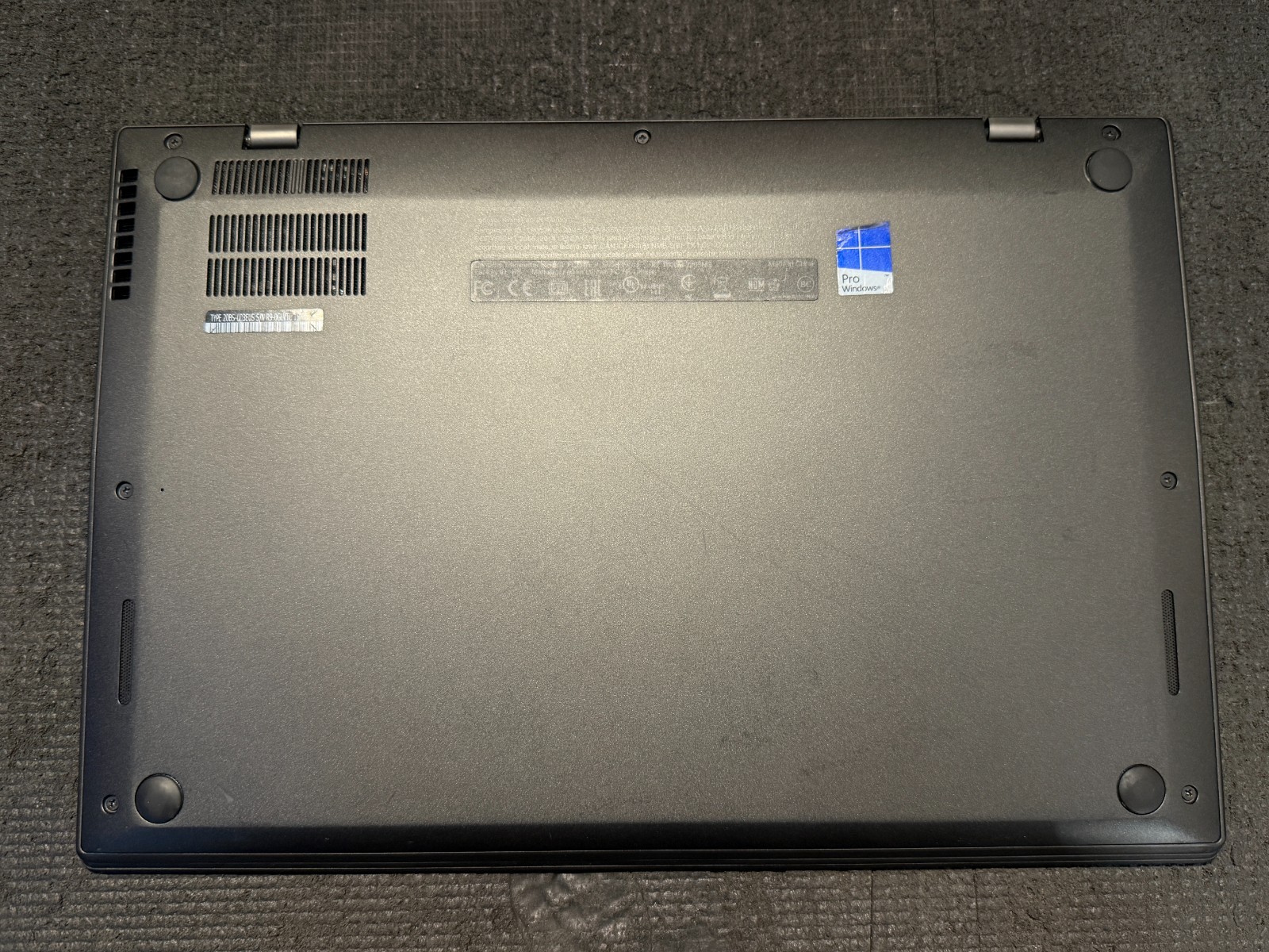 THINKPAD X1 CARBON GEN 3 14″ Intel Core I7-5600U 2.6GHz 8GB RAM 512GB M.2 Laptop