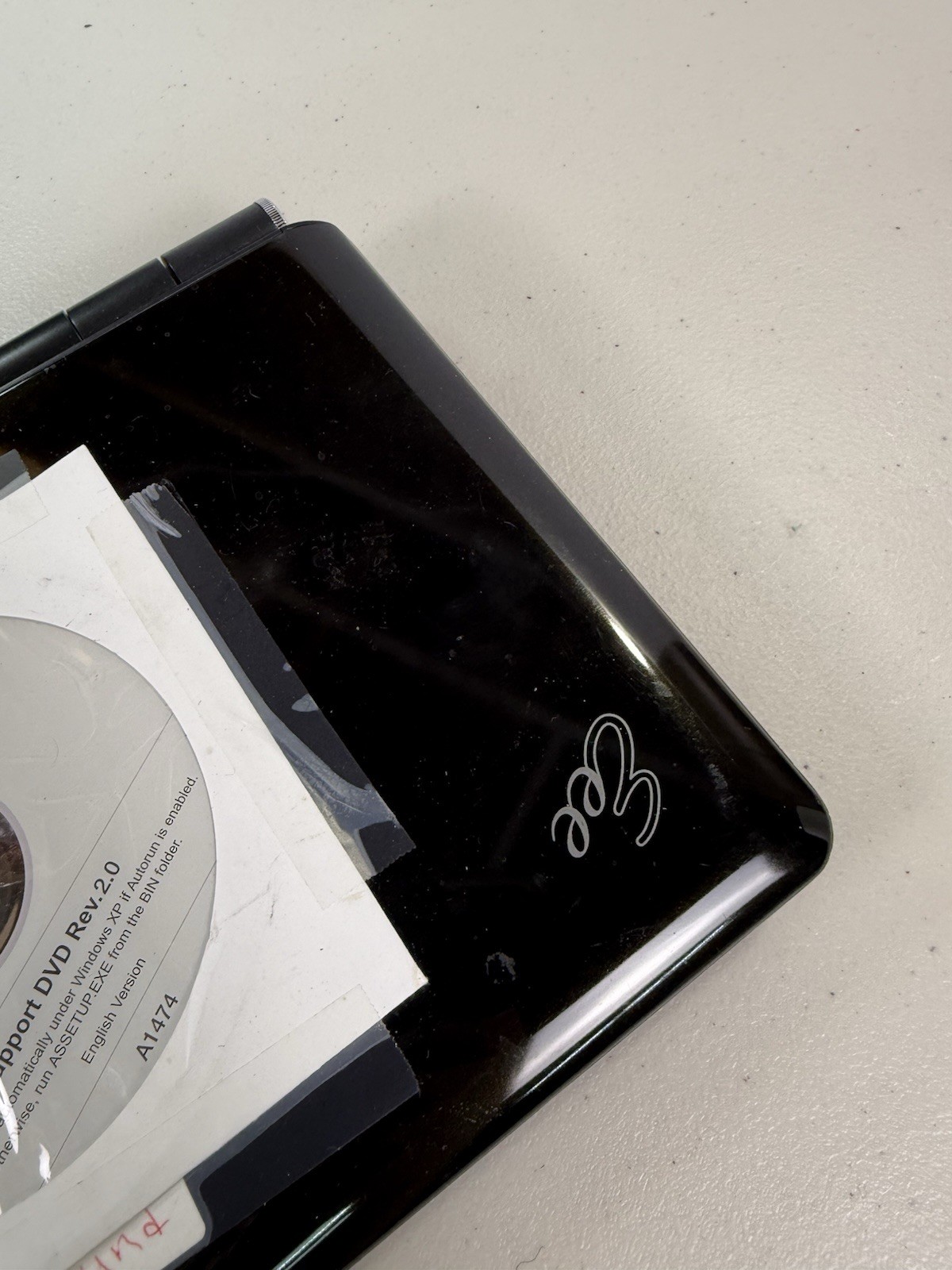 ASUS EEE PC 1000HE 10″ Screen Windows 7 READ