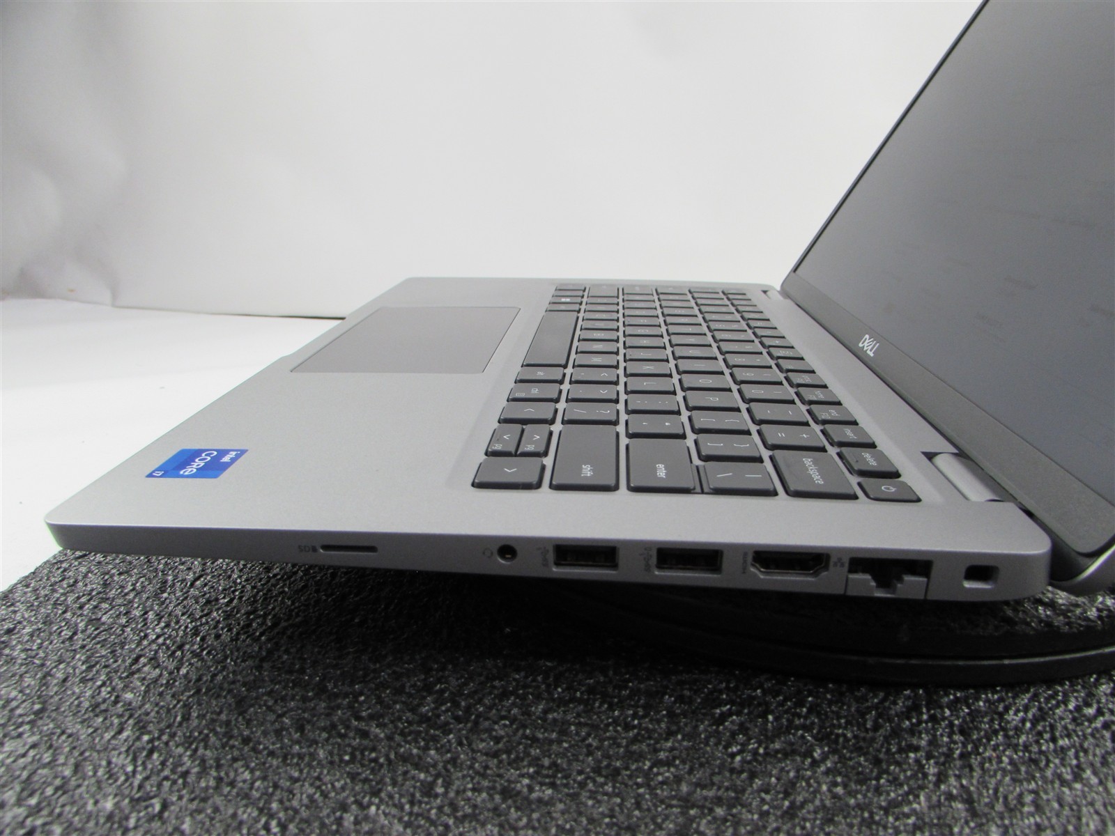 DELL LATITUDE 5430 1920X1080 FHD CORE I7-1265U 512GB SSD 16GB RAM NO O.S