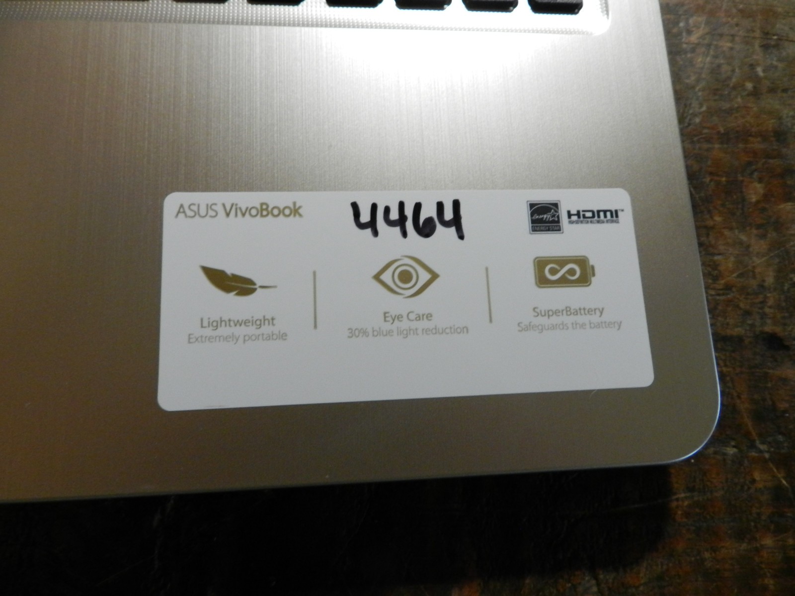 ASUS Vivobook 15 X540MA Intel Celeron N4000 1.10GHzx2/4 Gigs of Ram/128 SSD
