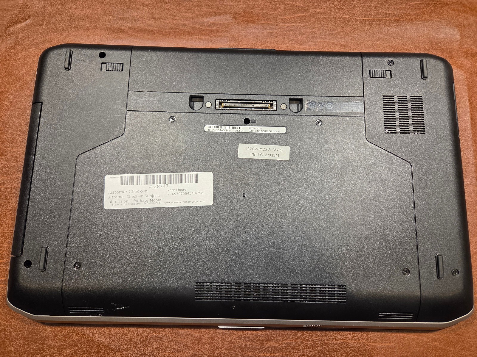 Dell Latitude E5520 Intel i3-2330M 2.2GHz 16GB RAM 320GB HDD