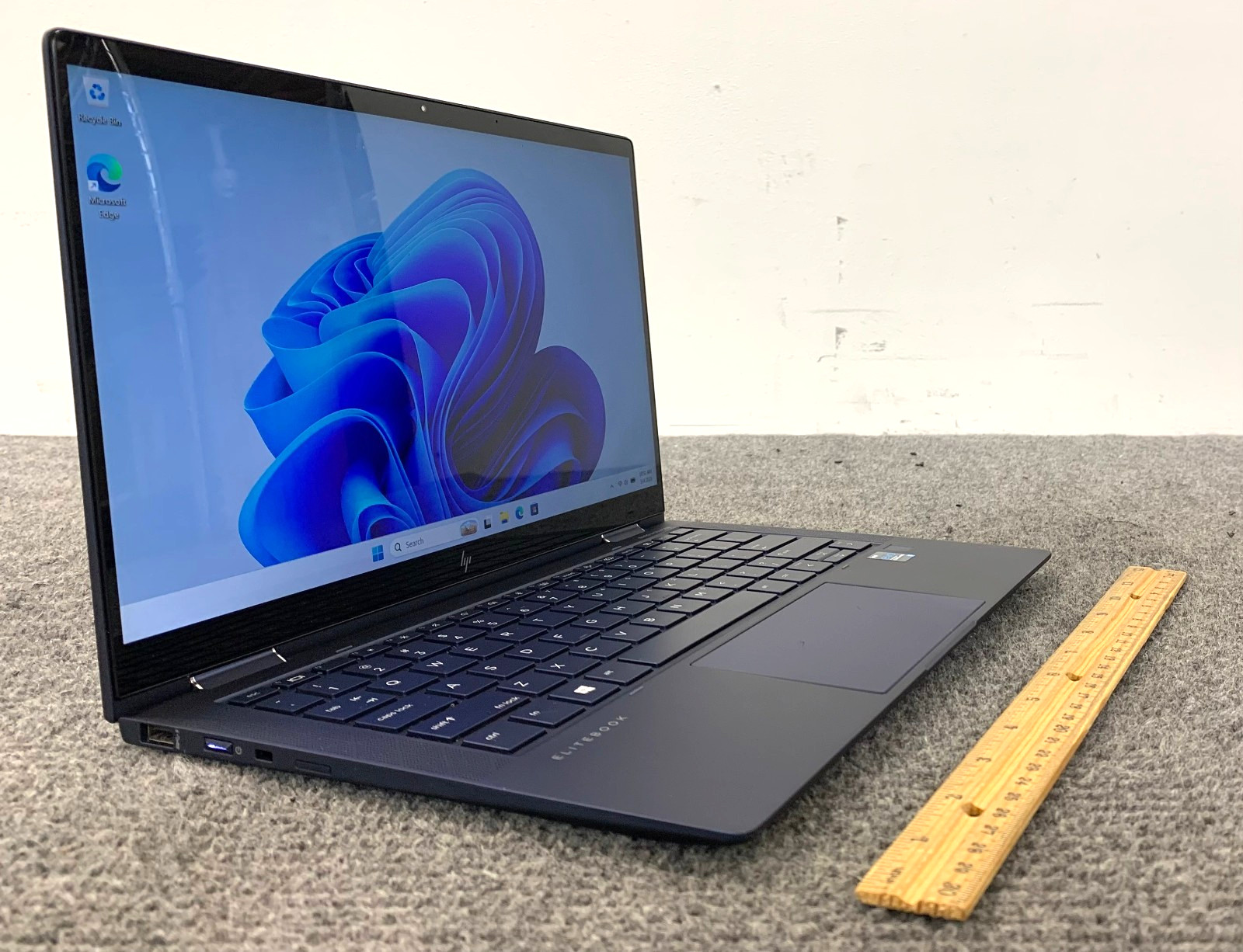 HP Elite Dragonfly G2 13.3″ 2-in-1 Laptop i5-1145G7 16GB RAM 512GB NVMe, As Is