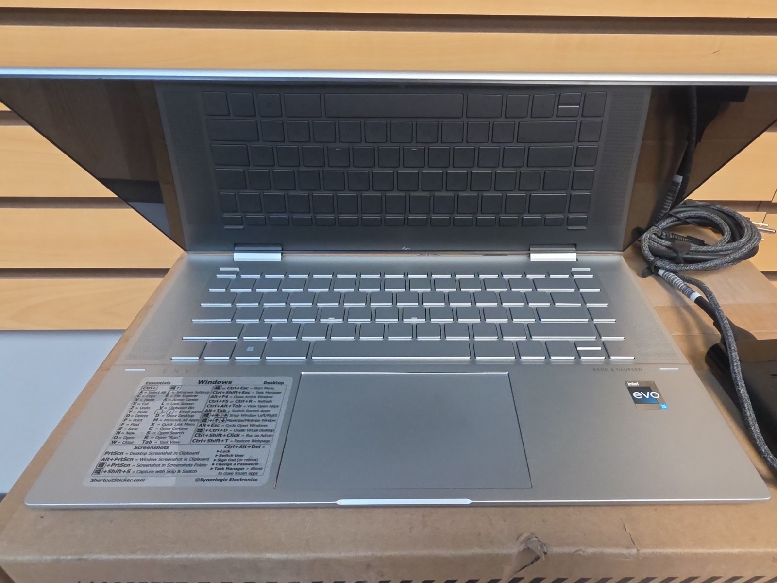 HP ENVY X360 Laptop 15-EW0013DX | CORE I5-1235U | 512GB | 16GB | Windows 11