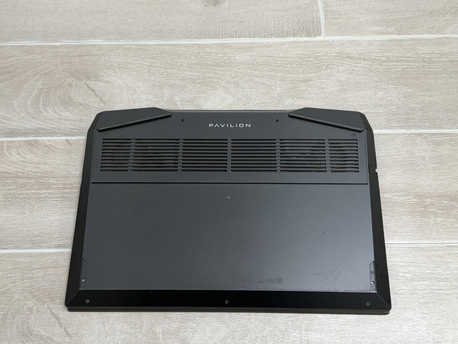 HP Pavilion 15-DK0056WM 15.6″ Gaming Core i5-9300H 8GB RAM 256GB SSD Win-11