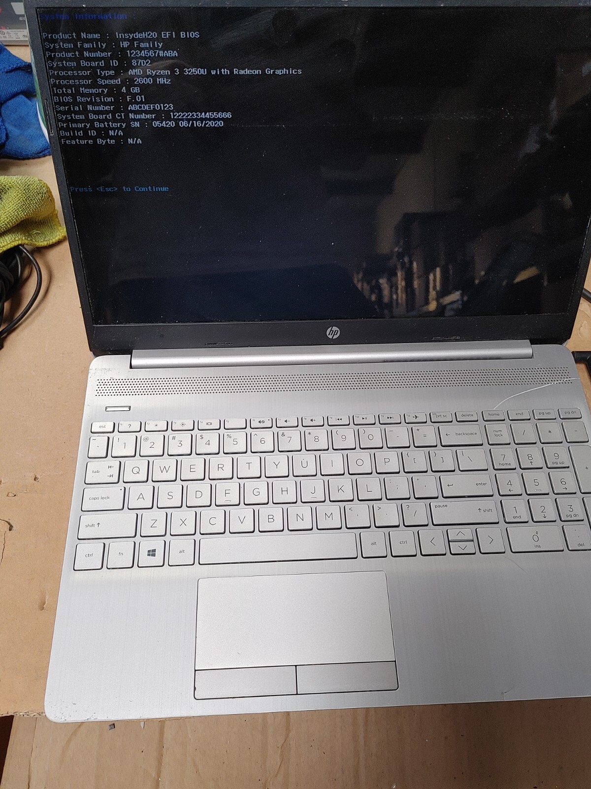 HP AMD Ryzen 3 3250U with Redeon Graphics @ 2.60GHz, 4GB RAM , NO HD FOR PARTS