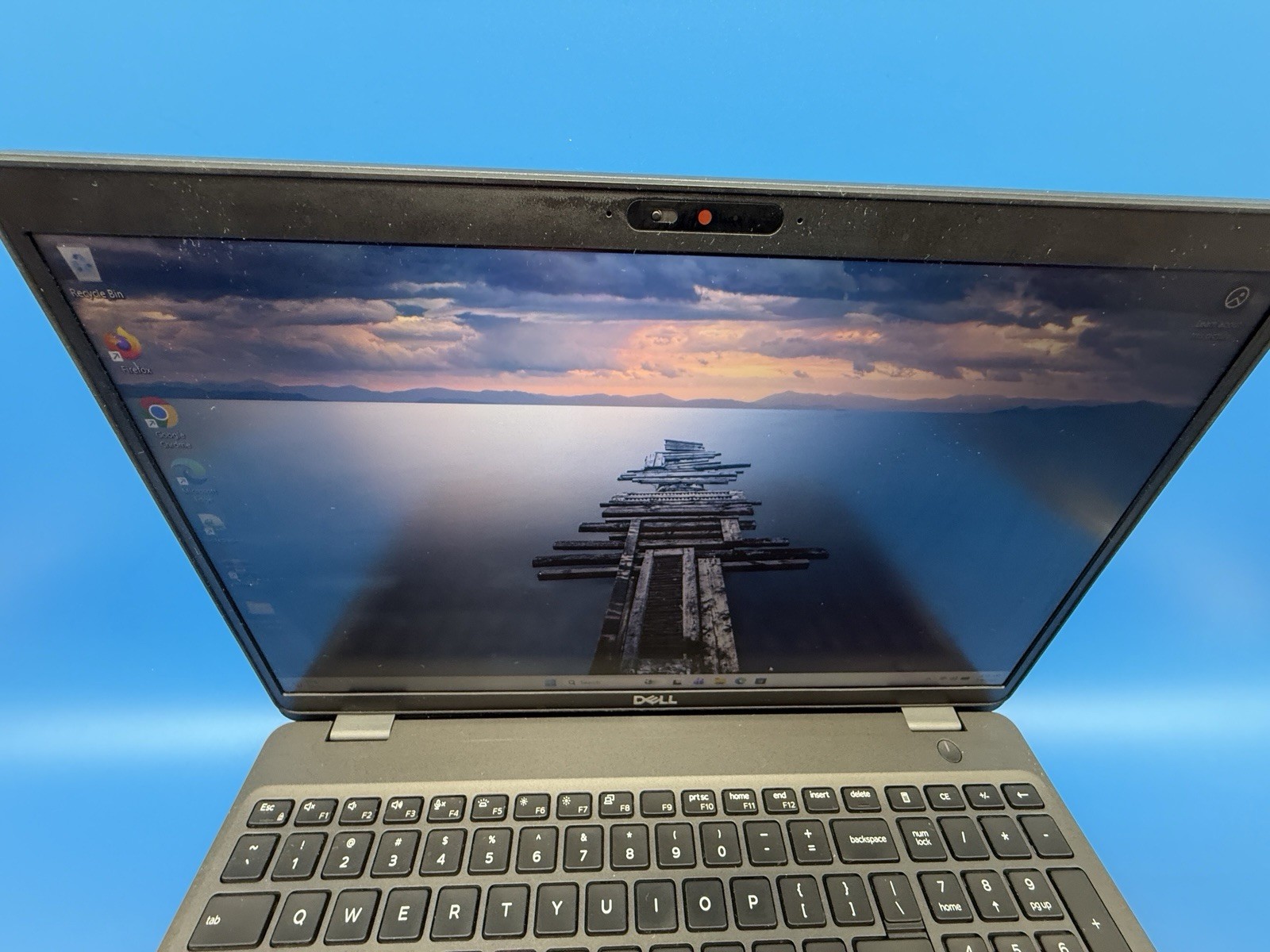 Dell Precision 3541 i5-9300H Quadro P620 4GB 12GB 512GB SSD 15.6” Win11