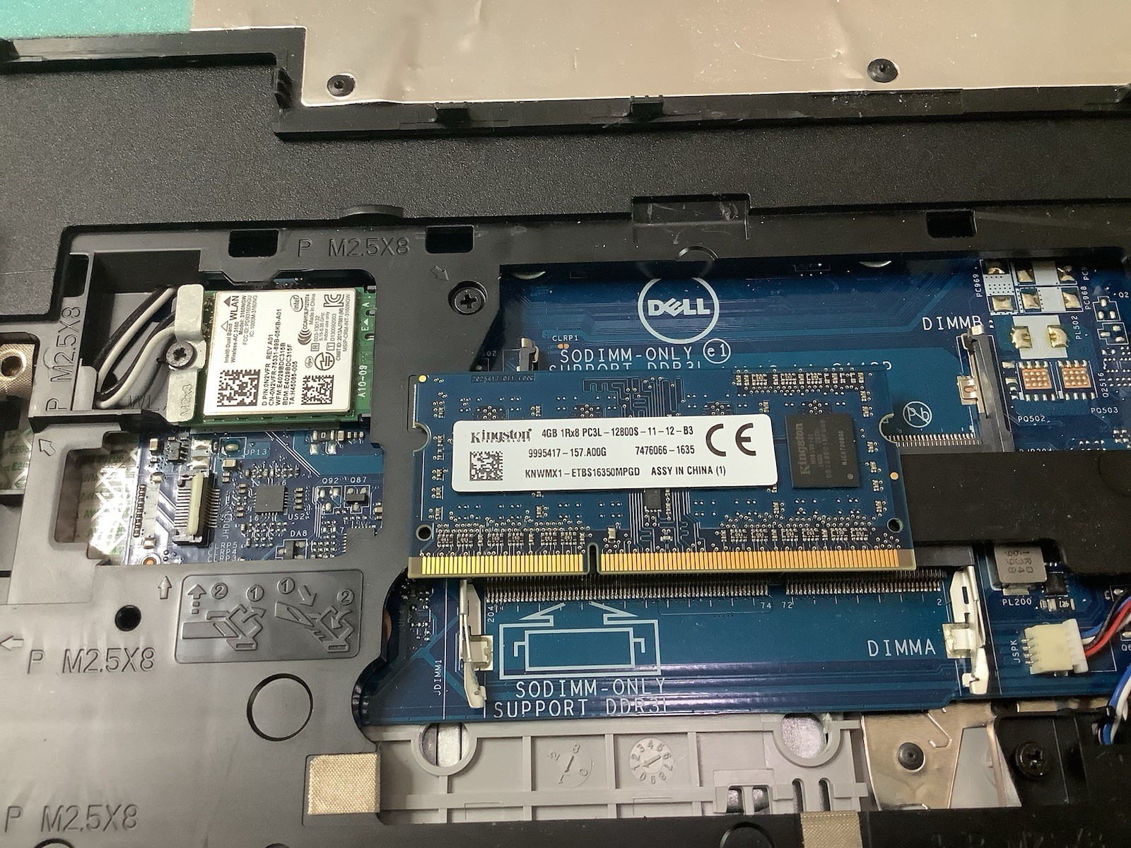 Dell Inspiron 15 5000 series- AMD E2-7110/4GB RAM/ 1000GB HDD/Linux Mint