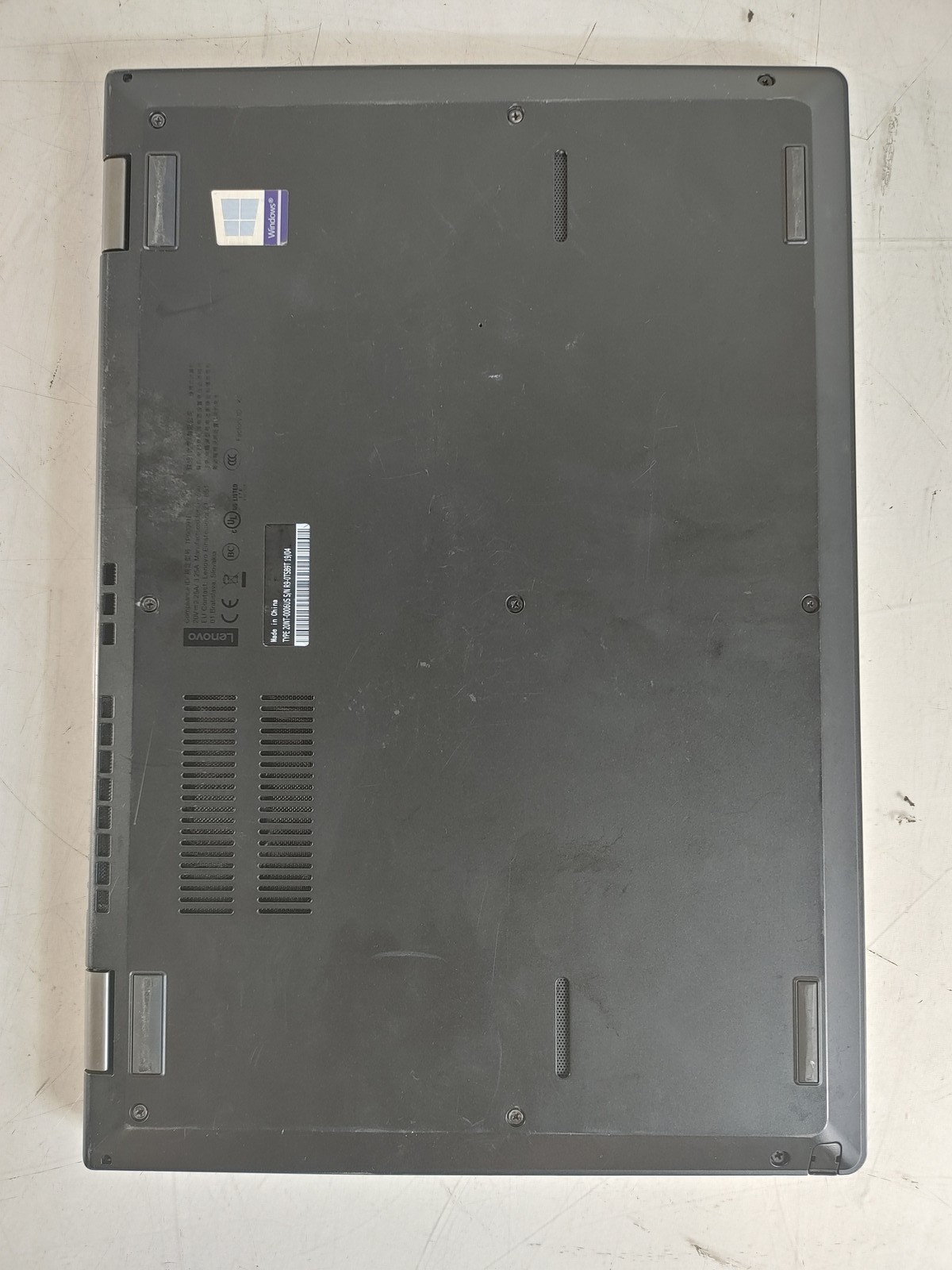 Lenovo ThinkPad L390 Yoga Core i5-8265U 1.60 GHz 8 GB DDR4 No HDD