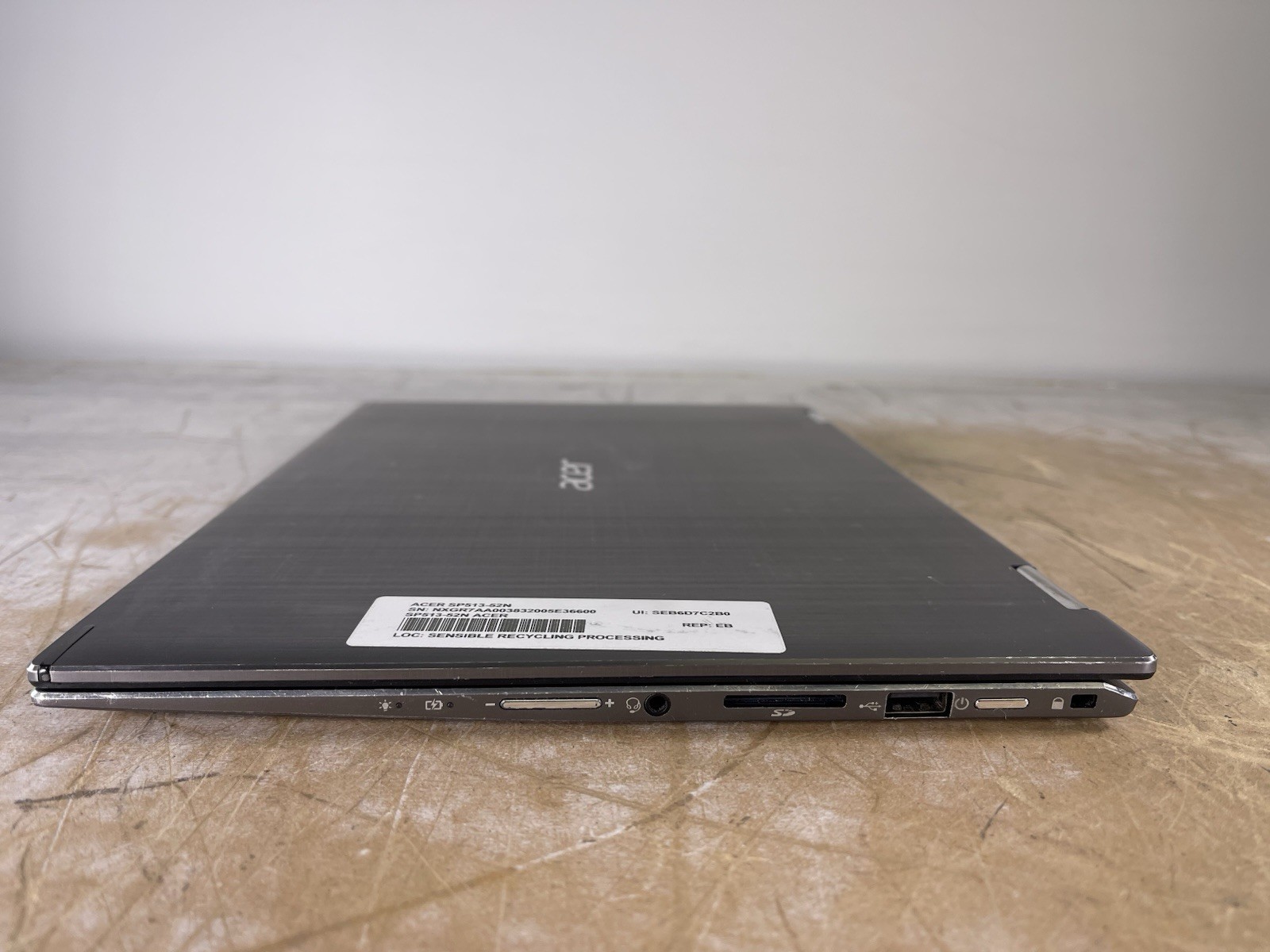 ACER SPIN 5 SP513-52N i5-8250U @ 1.60GHz, 8GB RAM, NO HDD/OS