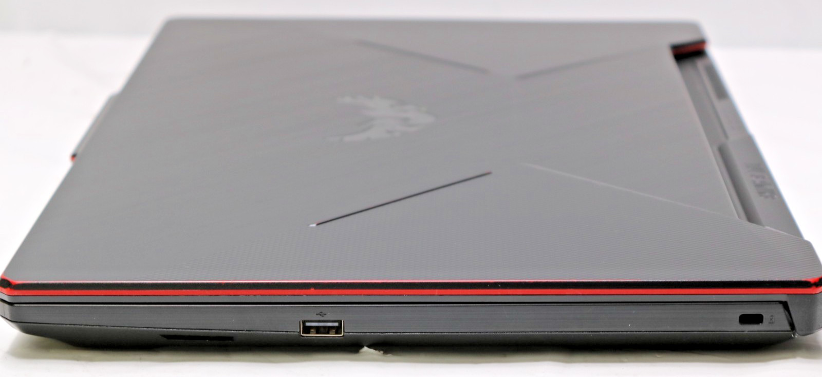 Asus TUF F15 FX506LI 15.6″ i5-10300H 2.5GHz 8GB RAM 1TB SSD GeForce GTX 1650