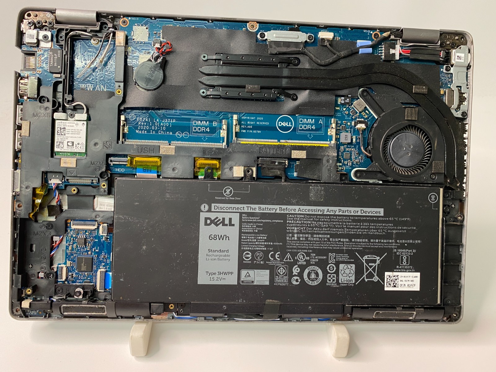 Dell Latitude 5410 i7-10610u No RAM/SSD Damaged Screen, Missing Key – PARTS