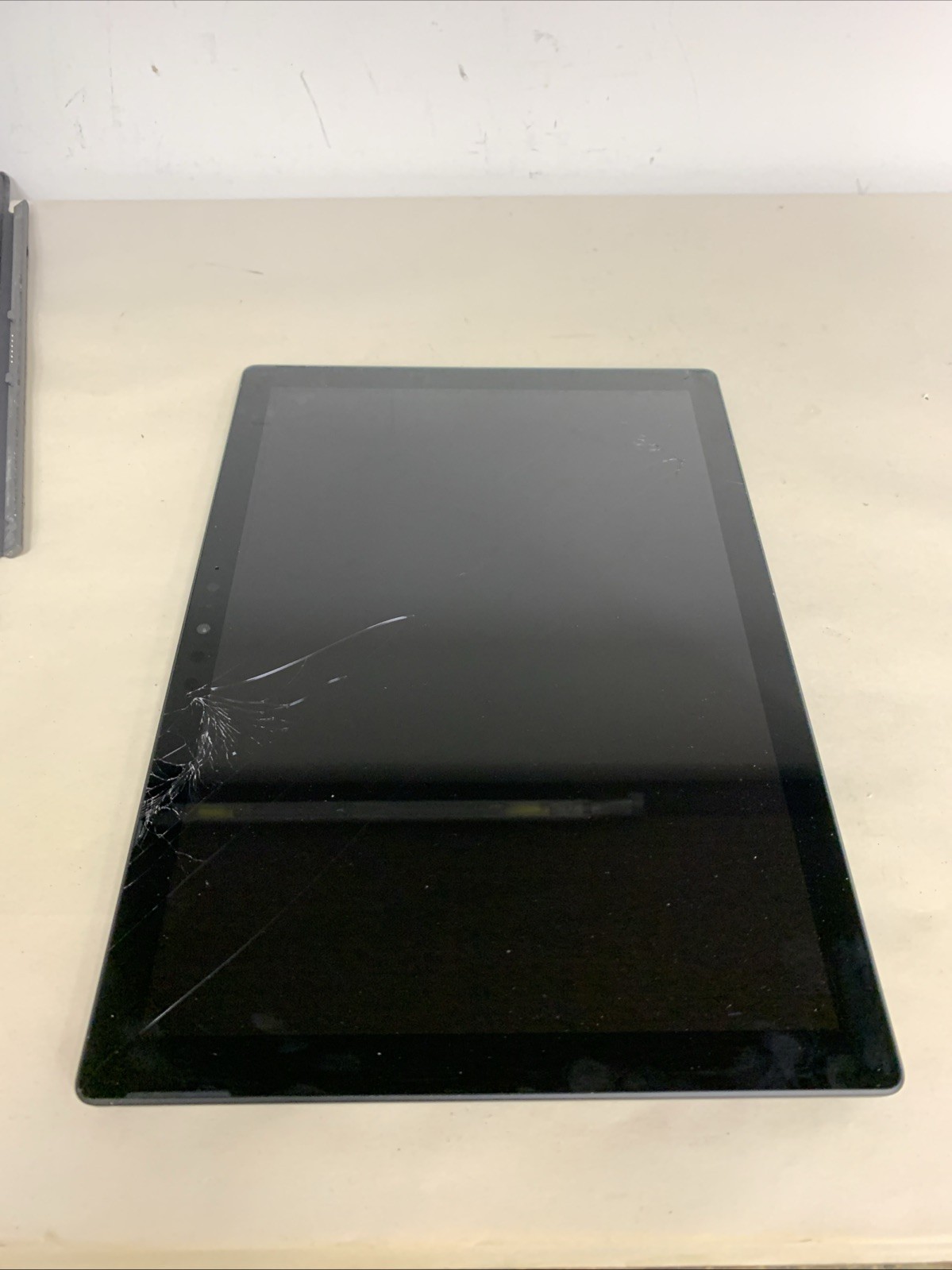Microsoft Surface Pro 7 1866 Intel Core i5-1035G4 8GB RAM 256GB SSD W11P READ!