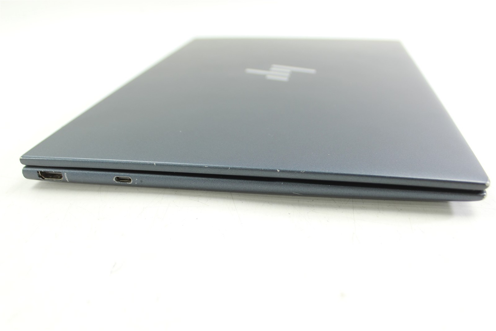 HP Elite Dragonfly G4 13.5″ Touch i7-1335U 1.7GHz 512GB SSD 32GB RAM W11P