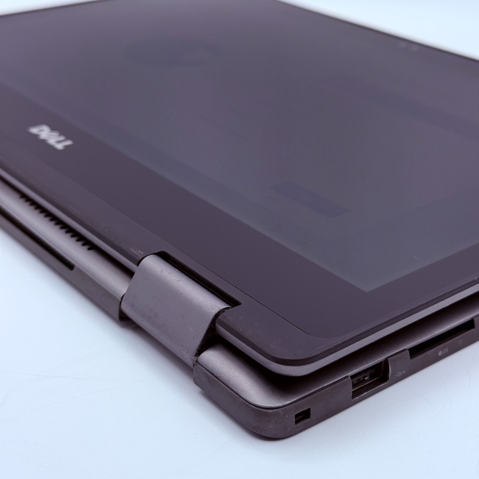 Dell Inspiron 7375 2-in-1 Ryzen 5 2500U 8GB 256GB SSD Touchscreen Win11 with AC