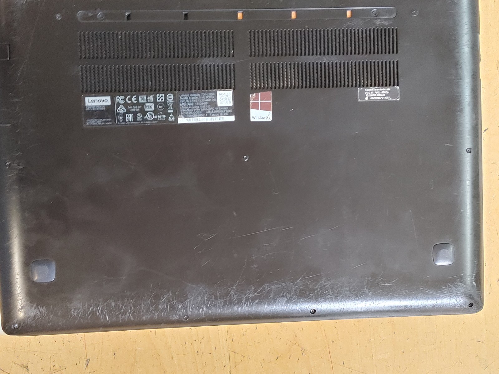 Lenovo Ideapad700-15ISK Core i7-6700HQ@2.60GHz, GTX 950M 8GB ,120GB HD, WIN 11