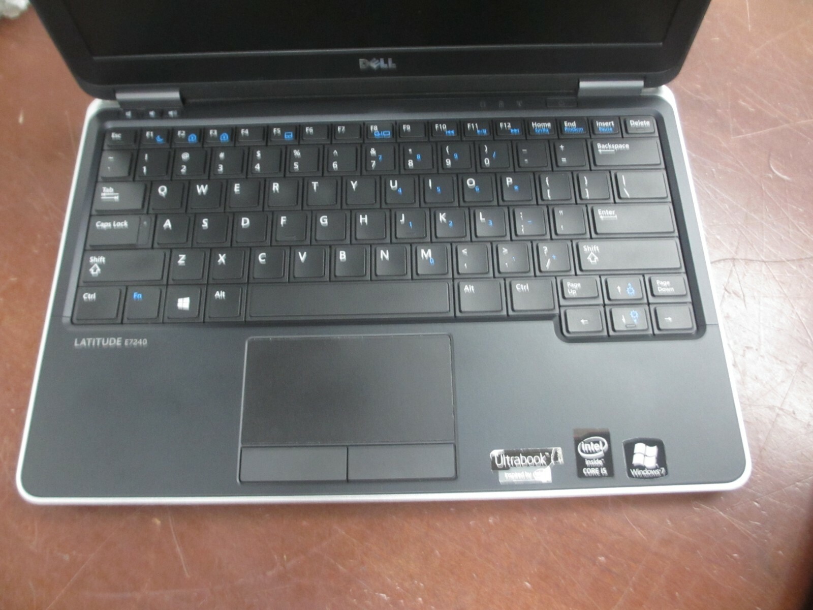 Dell Latitude E7240 I5-4310U 2.00GHz 8GB Web-Cam Laptop [NO AC/OS/HDD] **@@**