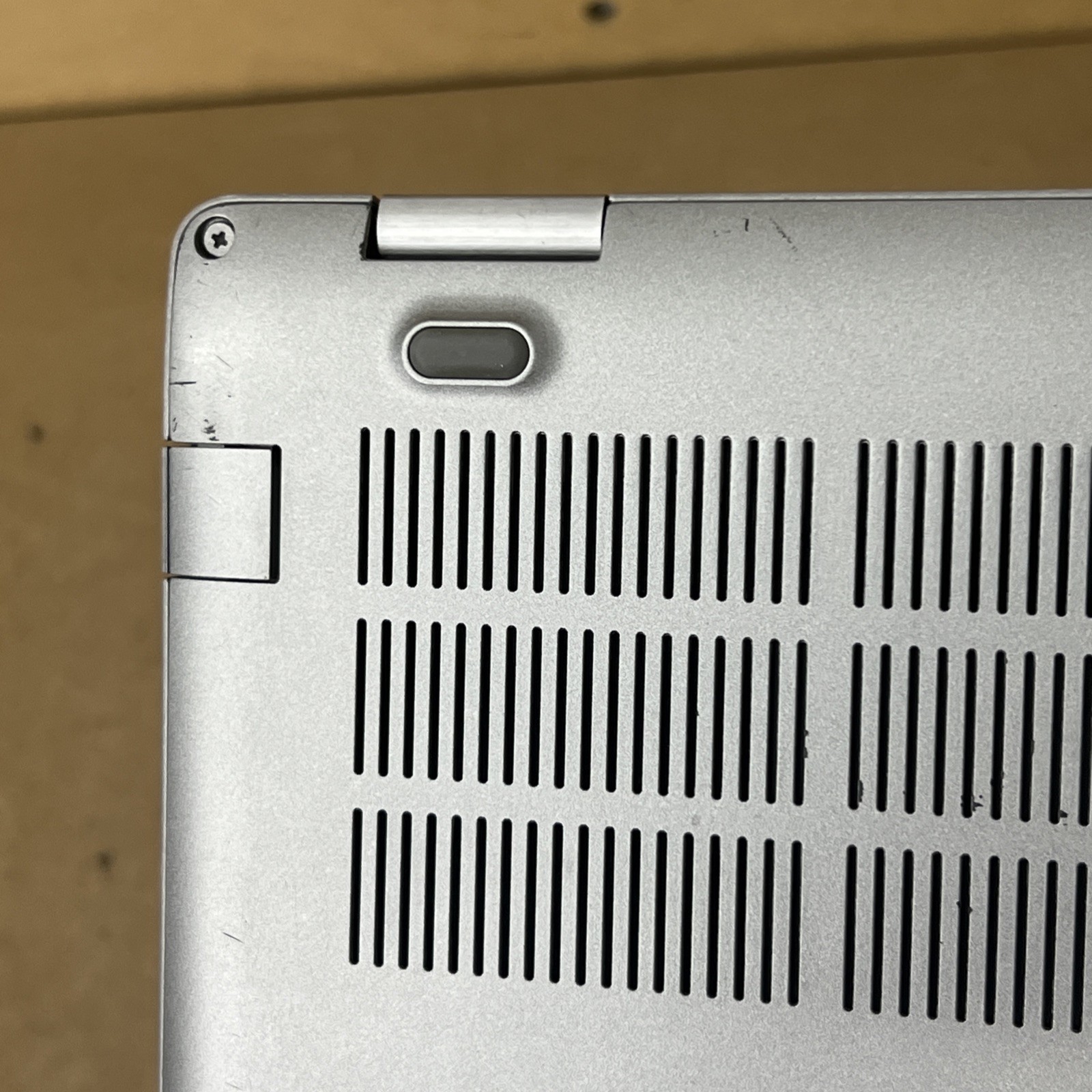Dell Latitude 5410 i5-10210U 1.6GHz 16GB Ram 256GB SSD – Fair *Low Battery*