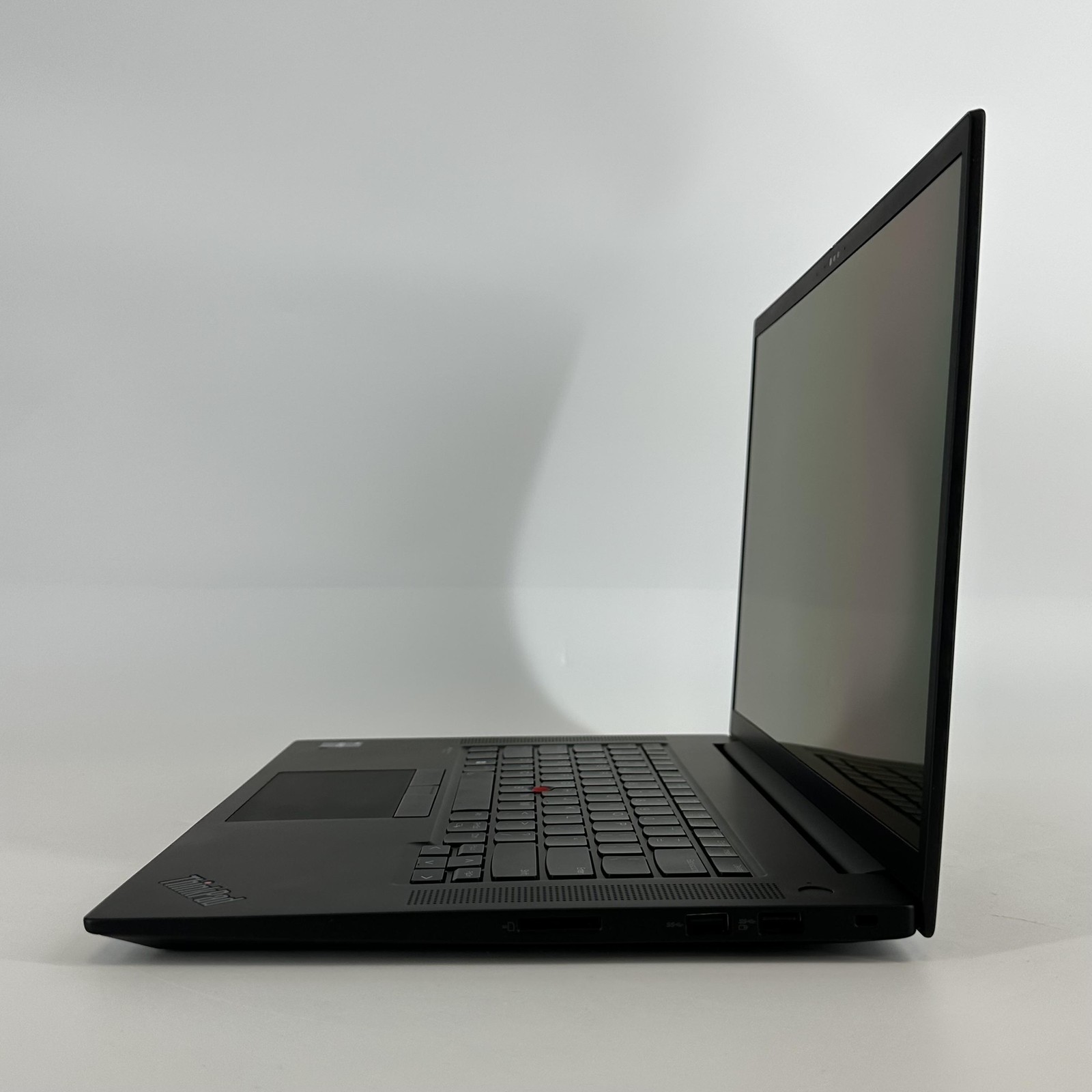 Lenovo ThinkPad P1 Gen 6 16 UHD+ TOUCH i9-13900H 64GB 1TB RTX 2000 Ada FRAME GAP
