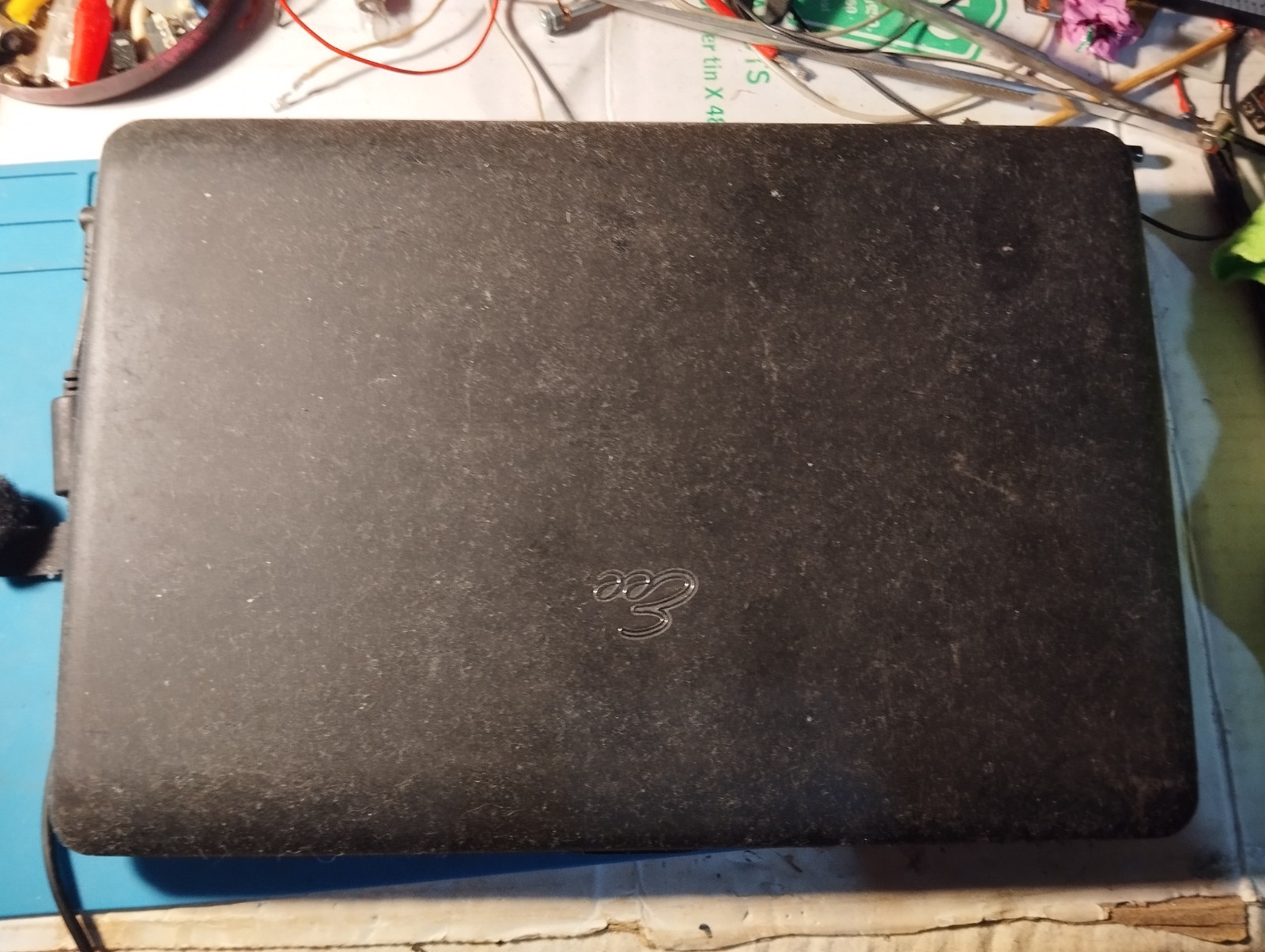 ASUS Eee PC MINI NOTEBOOK 1005HAB BLACK 1G DDR2 ATOM270 WIFI CAMERA WINXP Good