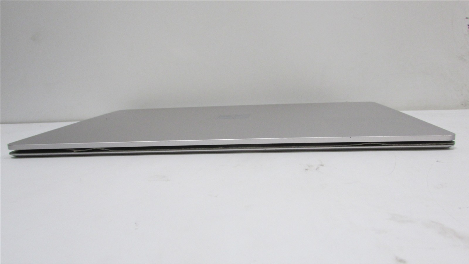 Microsoft Surface Laptop 3 1867 i7-1065G7 1.3GHz 16GB 256GB 13.5″ Win11 Home DMG